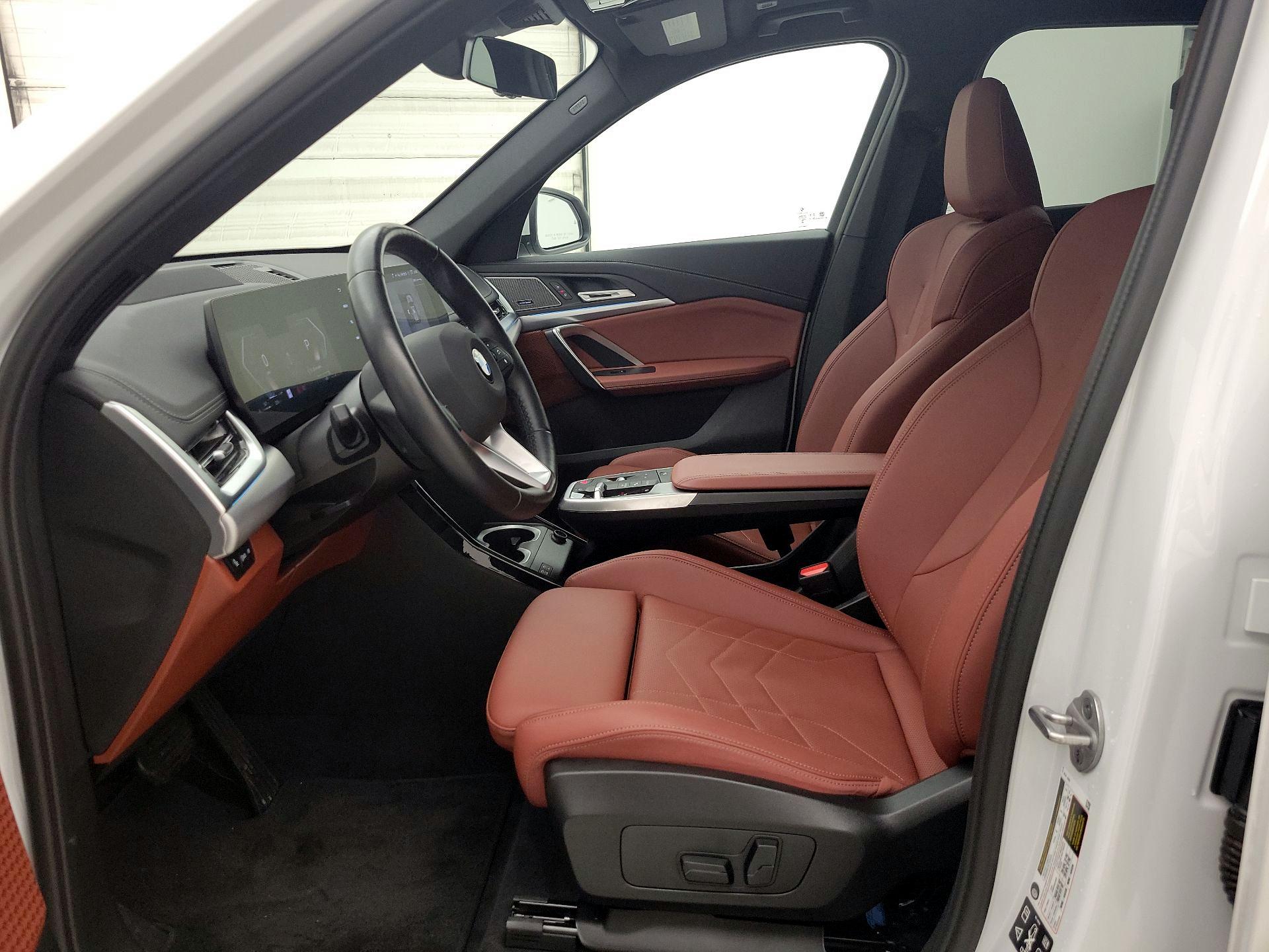 Thumbnail: 2026 BMW X1 - 11