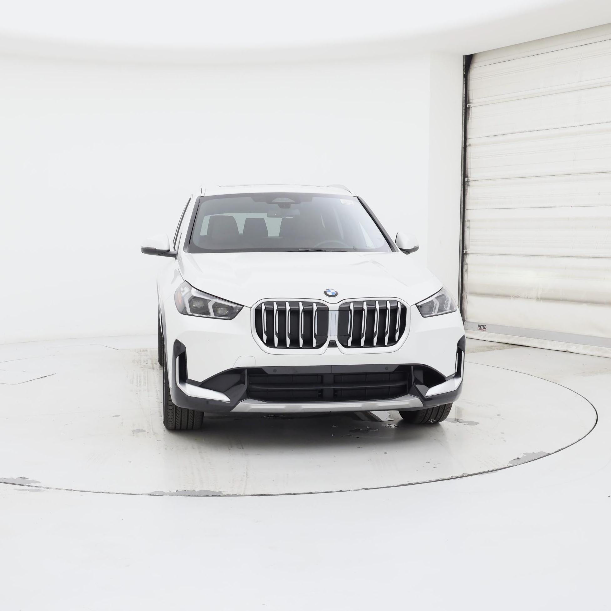 Thumbnail: 2026 BMW X1 - 5