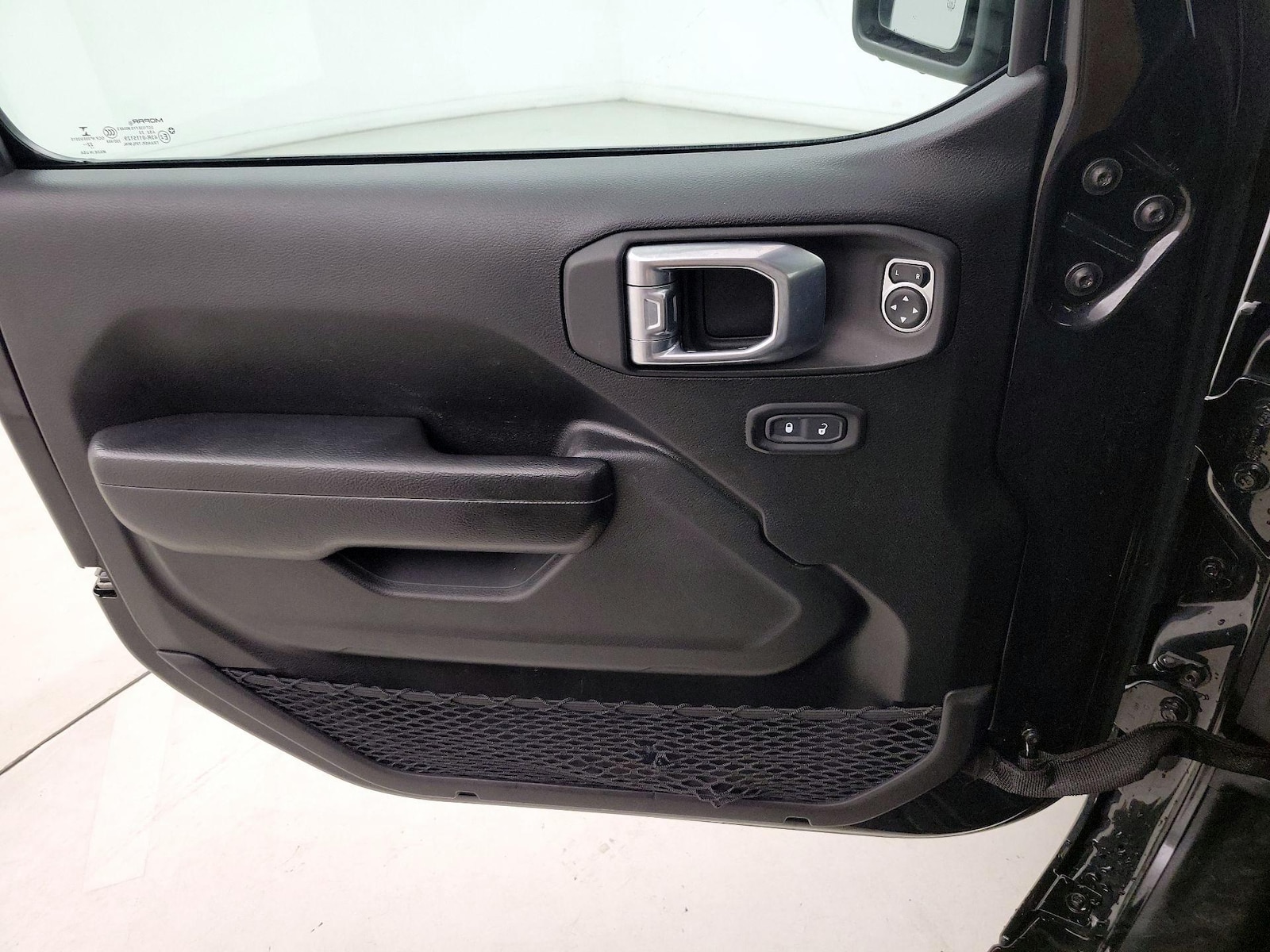 2023 Jeep Wrangler 4-Door Willys - Photo 13