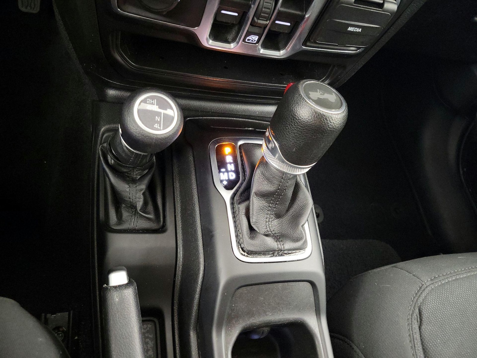 2023 Jeep Wrangler 4-Door Willys - Photo 18