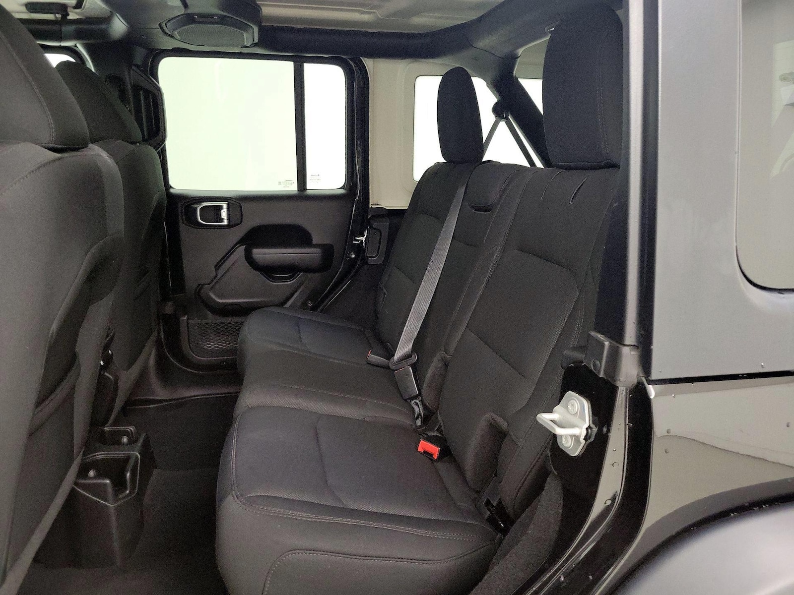 2023 Jeep Wrangler 4-Door Willys - Photo 20
