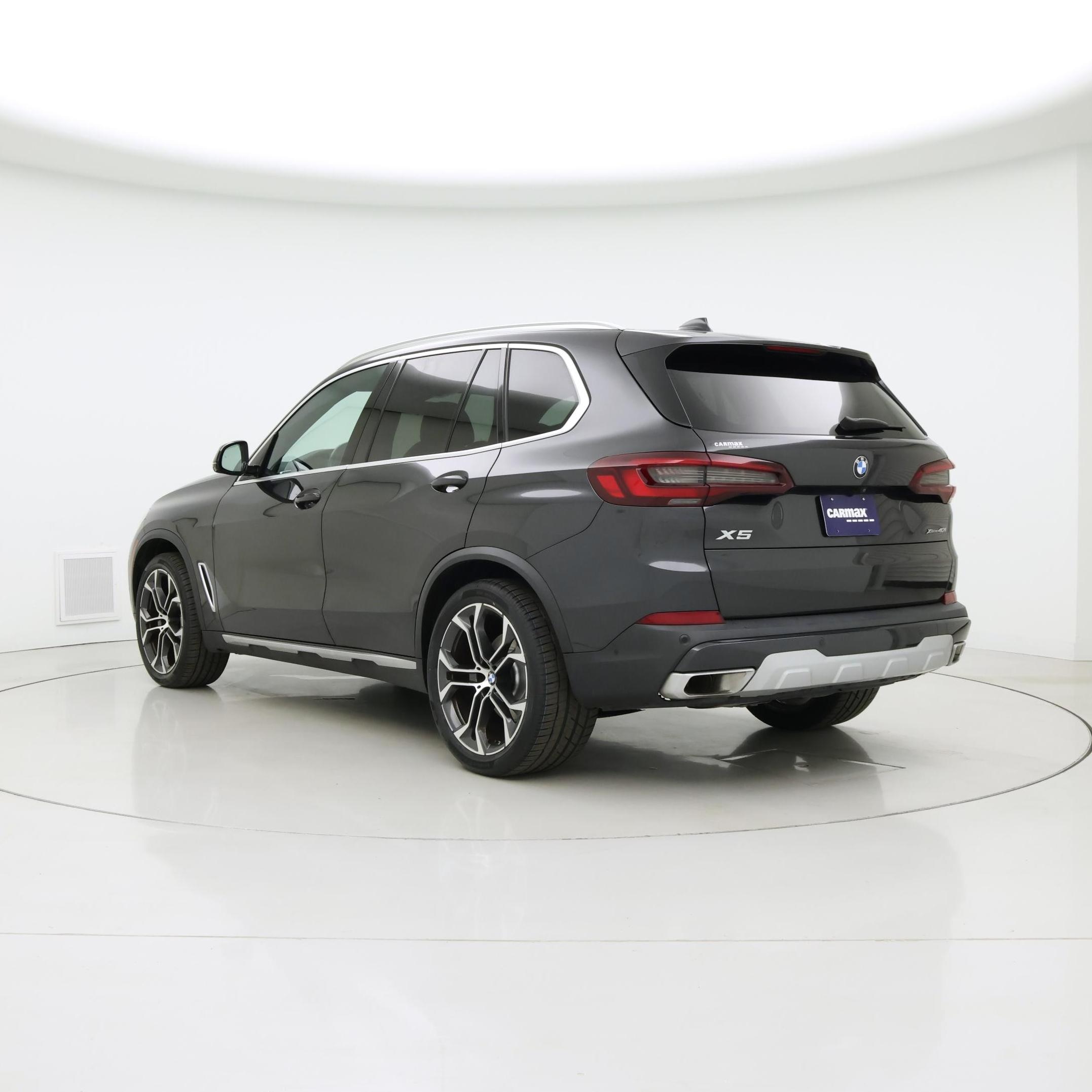 Thumbnail: 2023 BMW X5 - 2