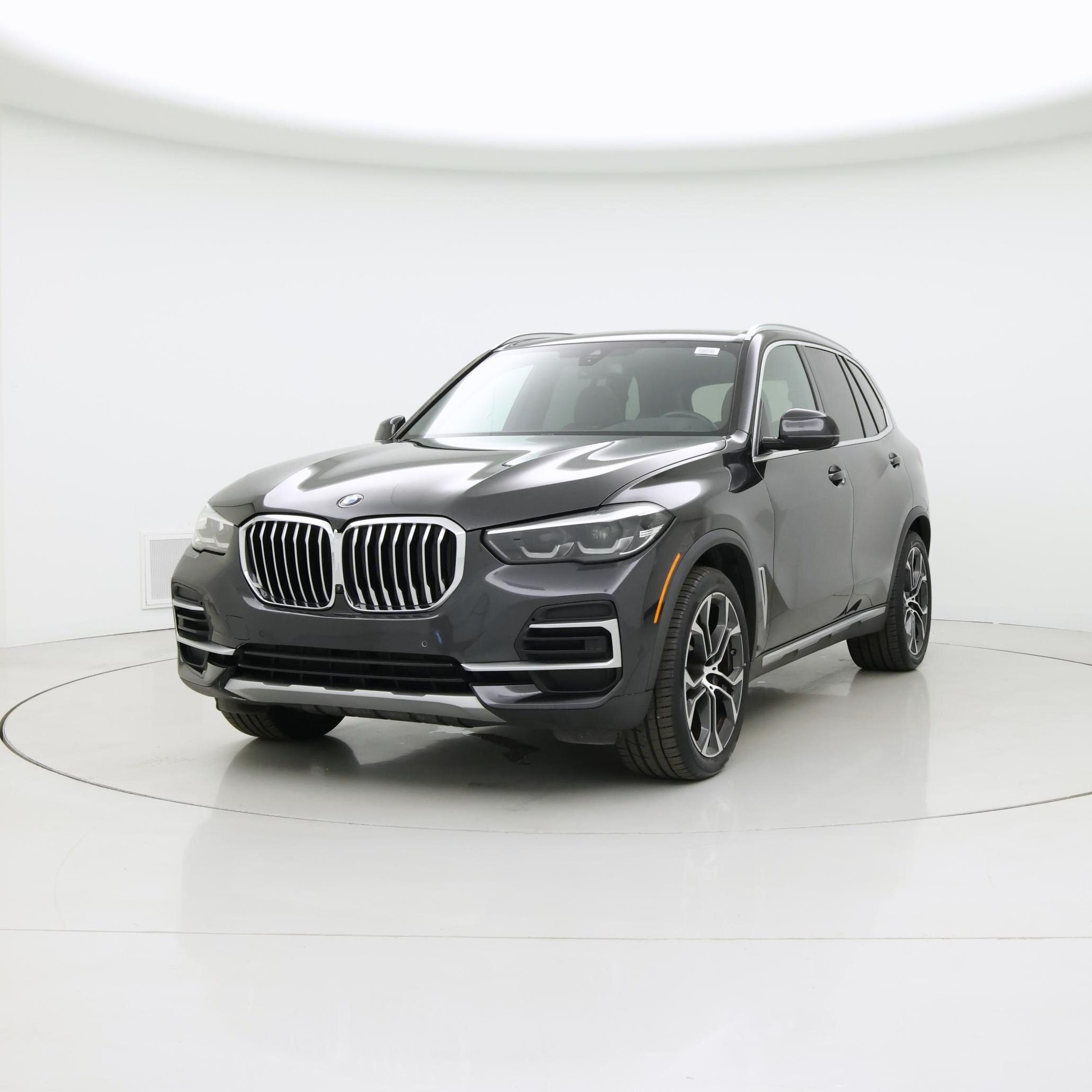 Thumbnail: 2023 BMW X5 - 4