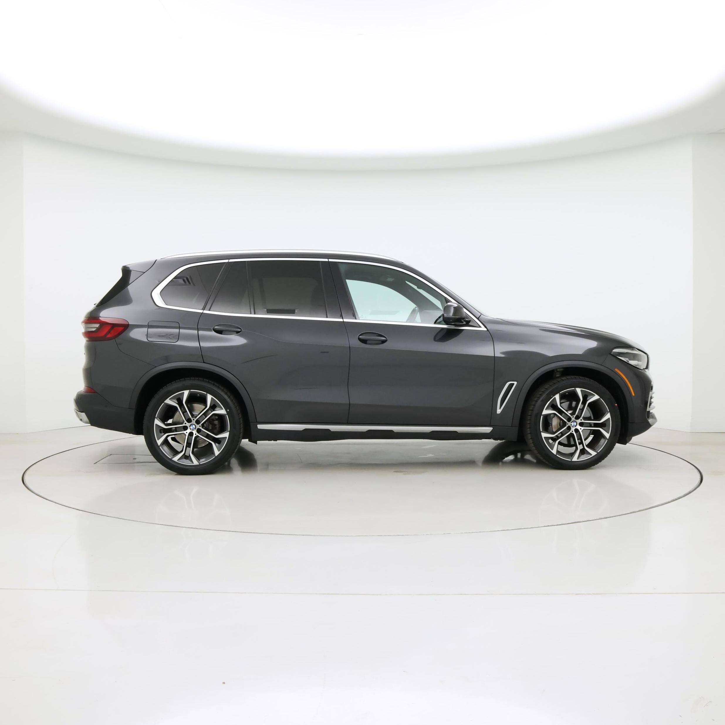 Thumbnail: 2023 BMW X5 - 7