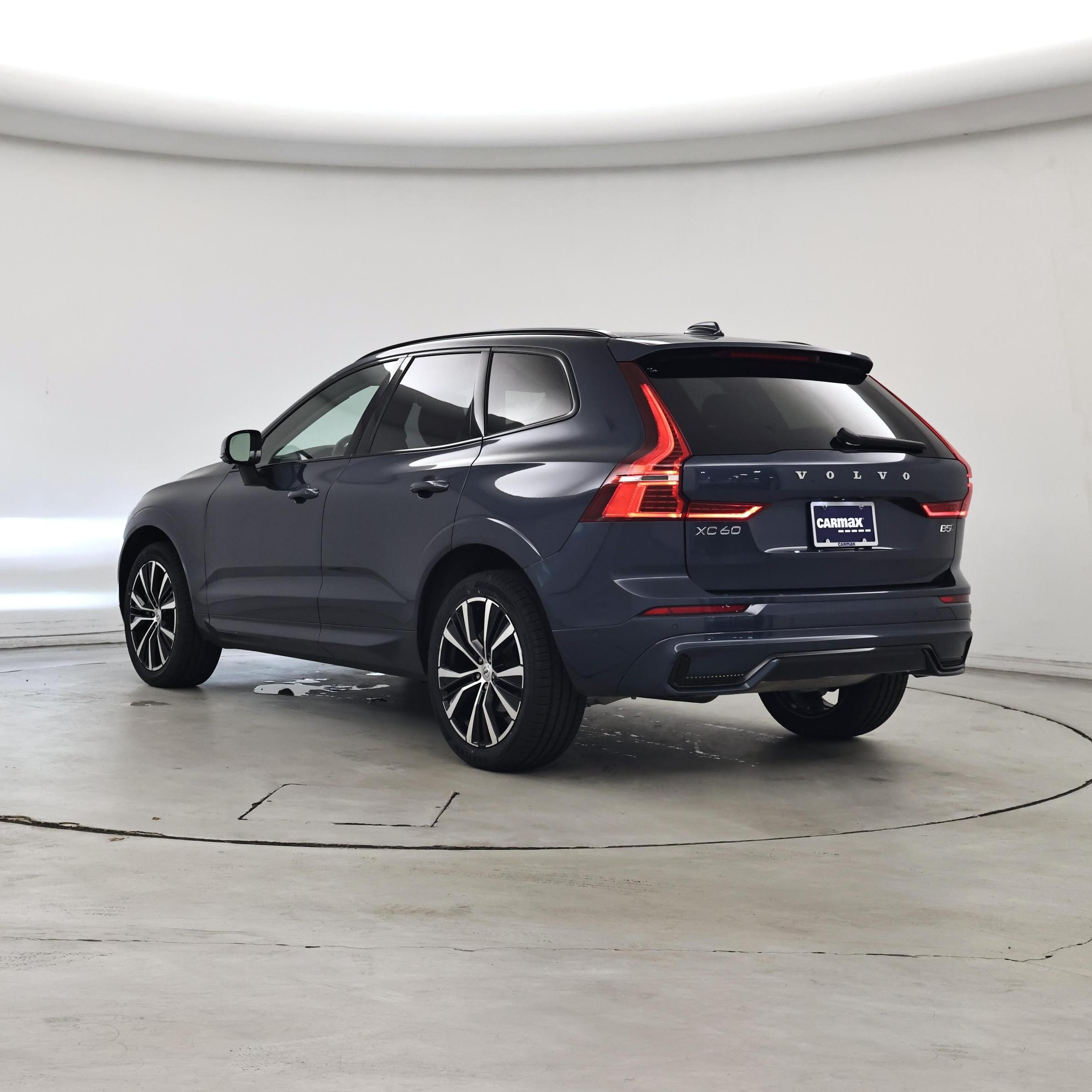 Thumbnail: 2025 Volvo XC60 - 2