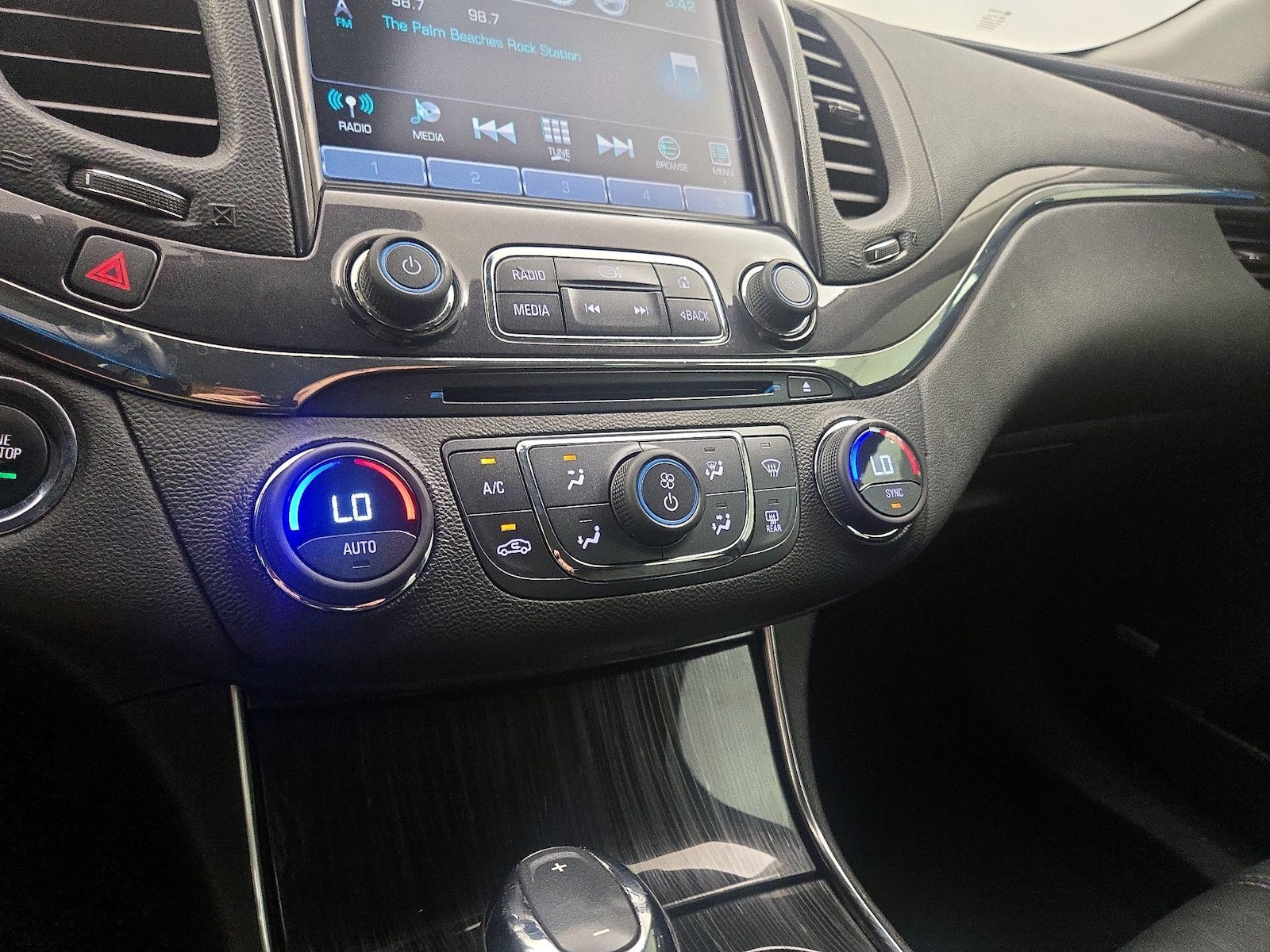 2019 Chevrolet Impala Premier - Photo 17