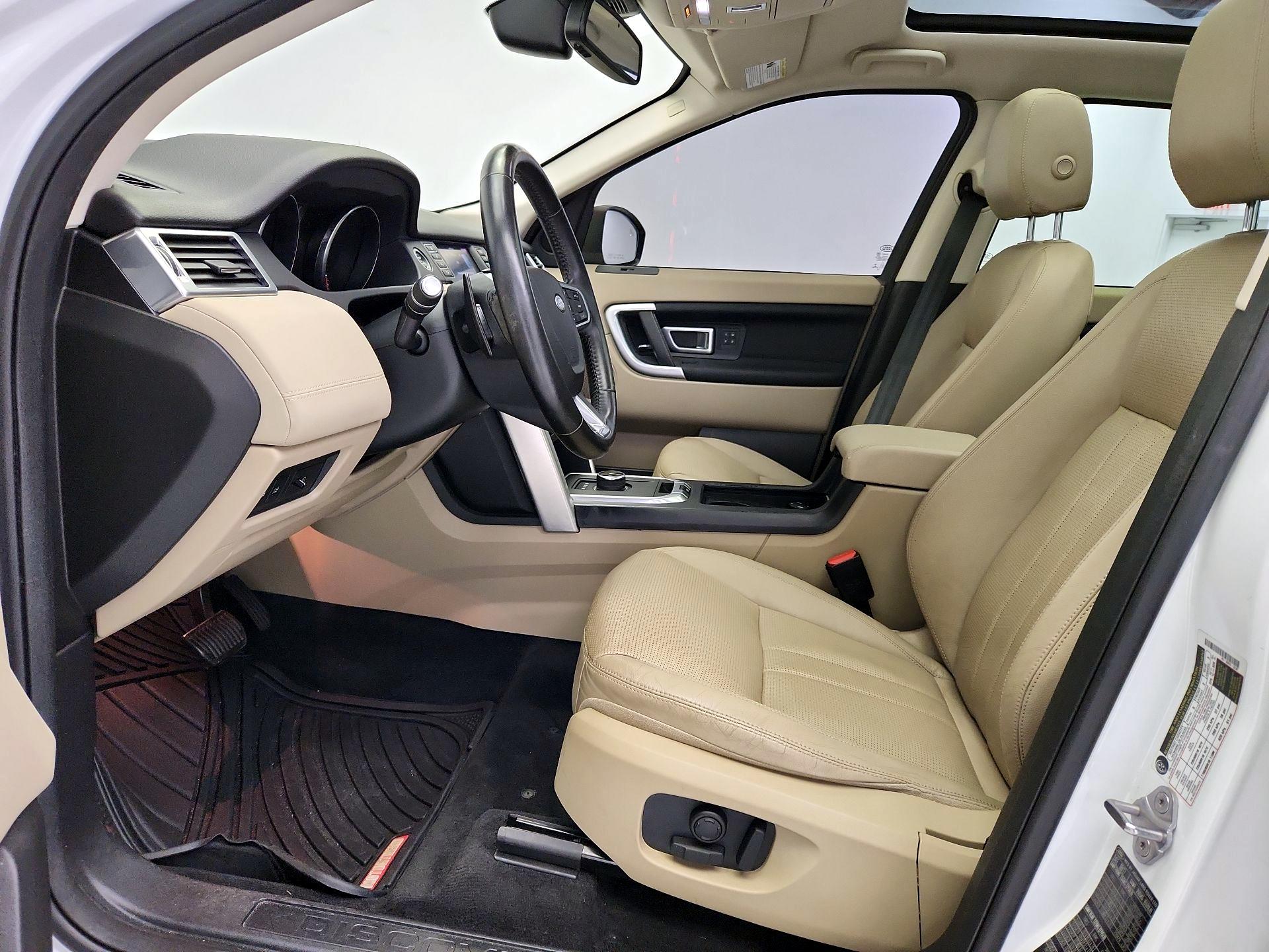 Thumbnail: 2018 Land Rover Discovery Sport - 11