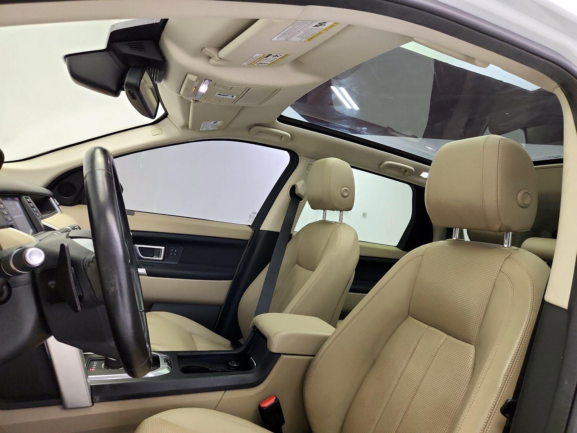 Thumbnail: 2018 Land Rover Discovery Sport - 19