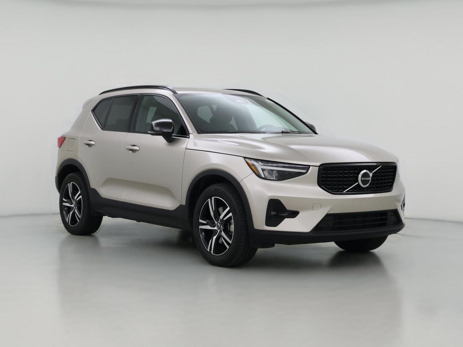 2023 Volvo XC40