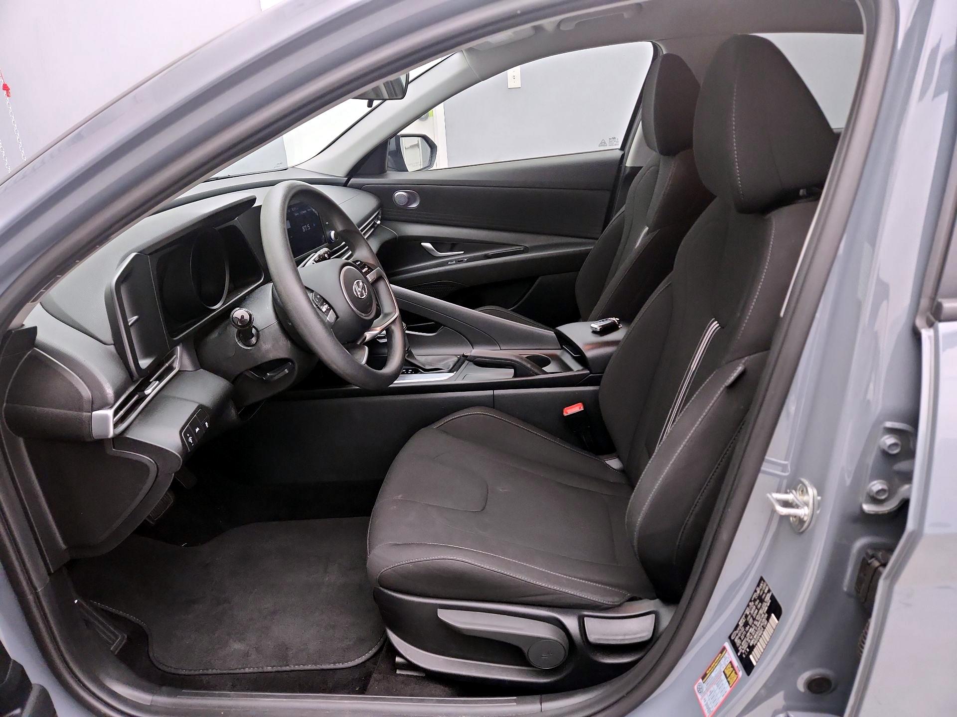 Thumbnail: 2023 Hyundai Elantra - 11