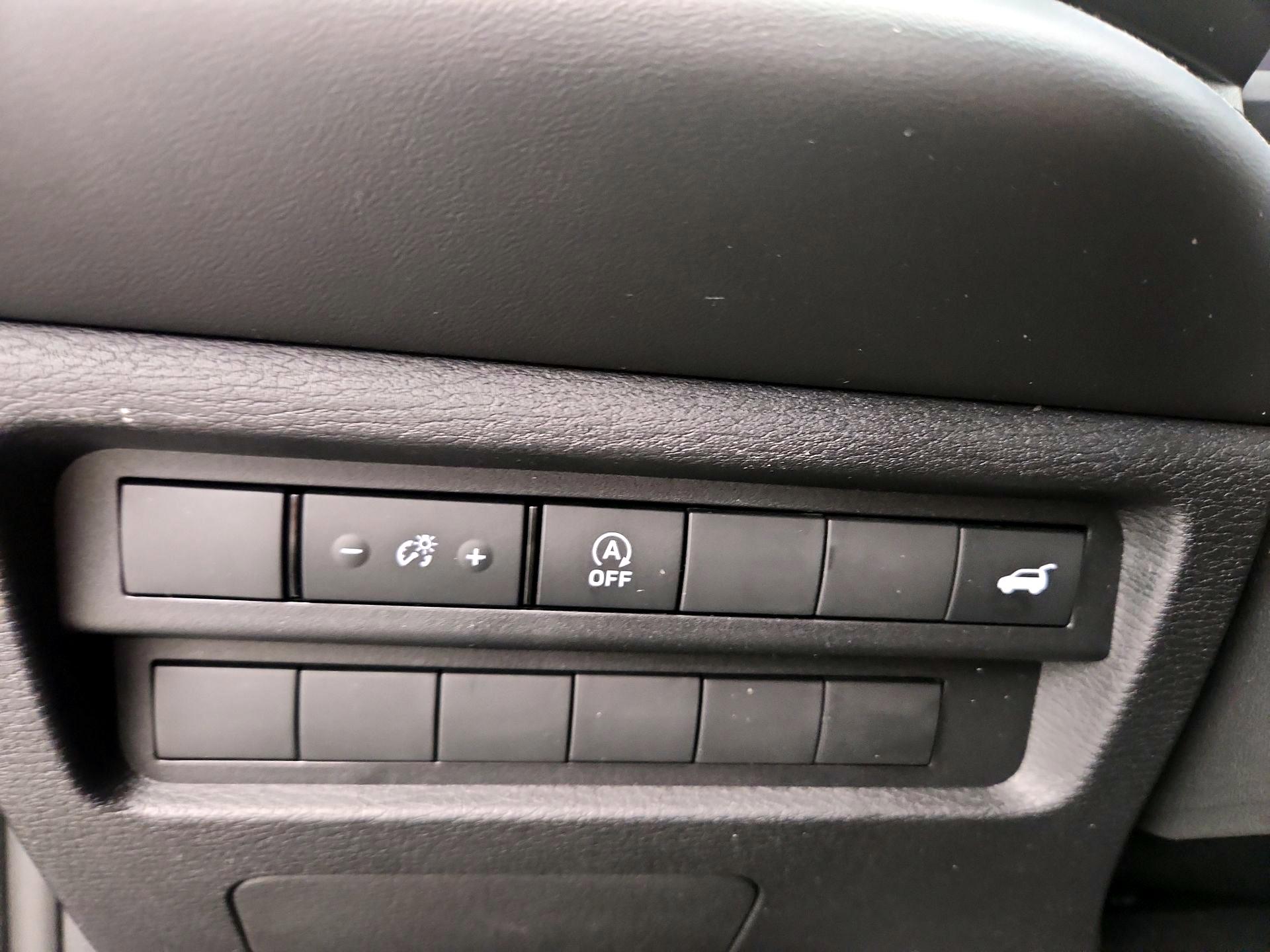 Thumbnail: 2026 Mitsubishi Outlander - 13