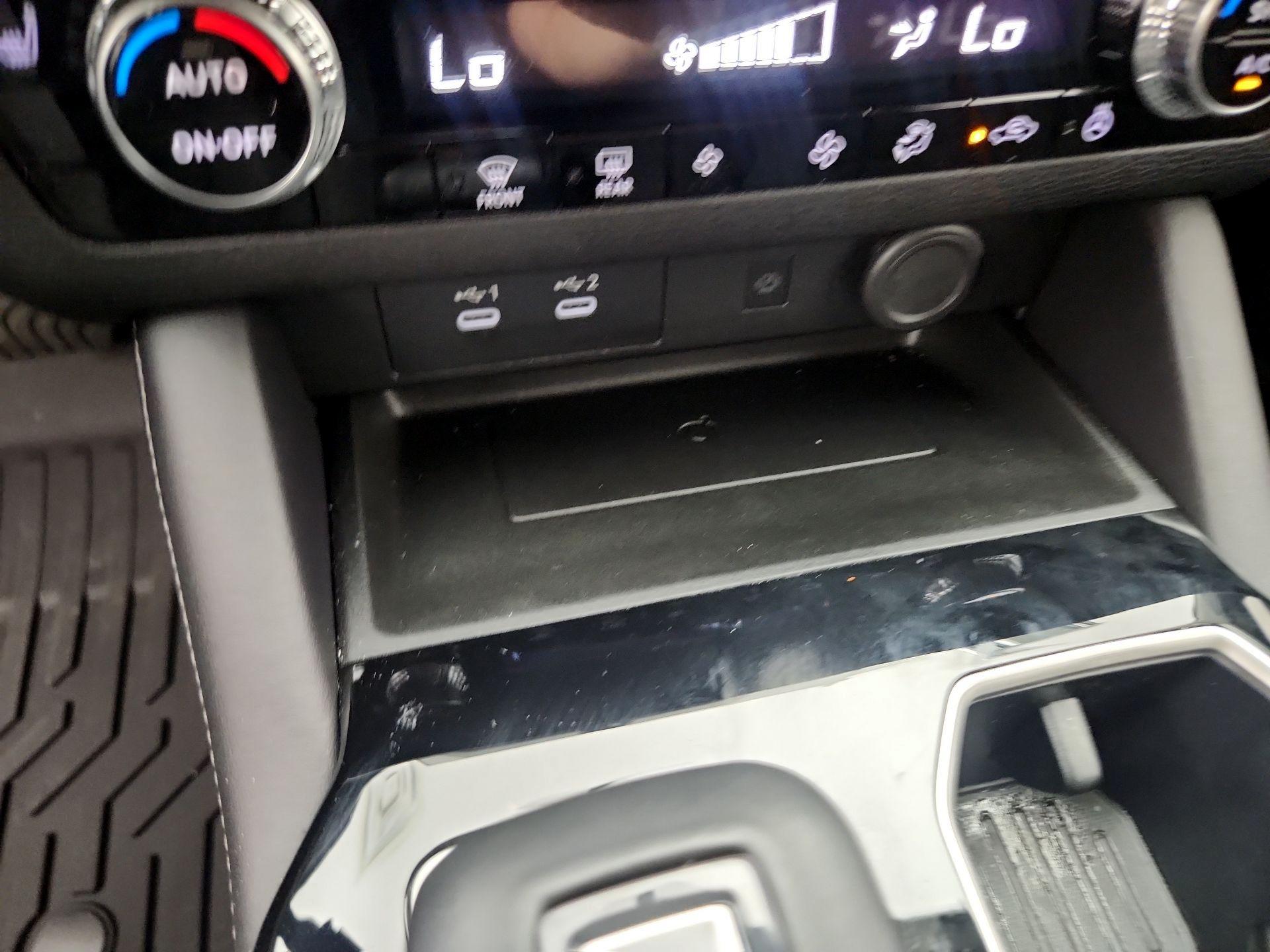 Thumbnail: 2026 Mitsubishi Outlander - 19