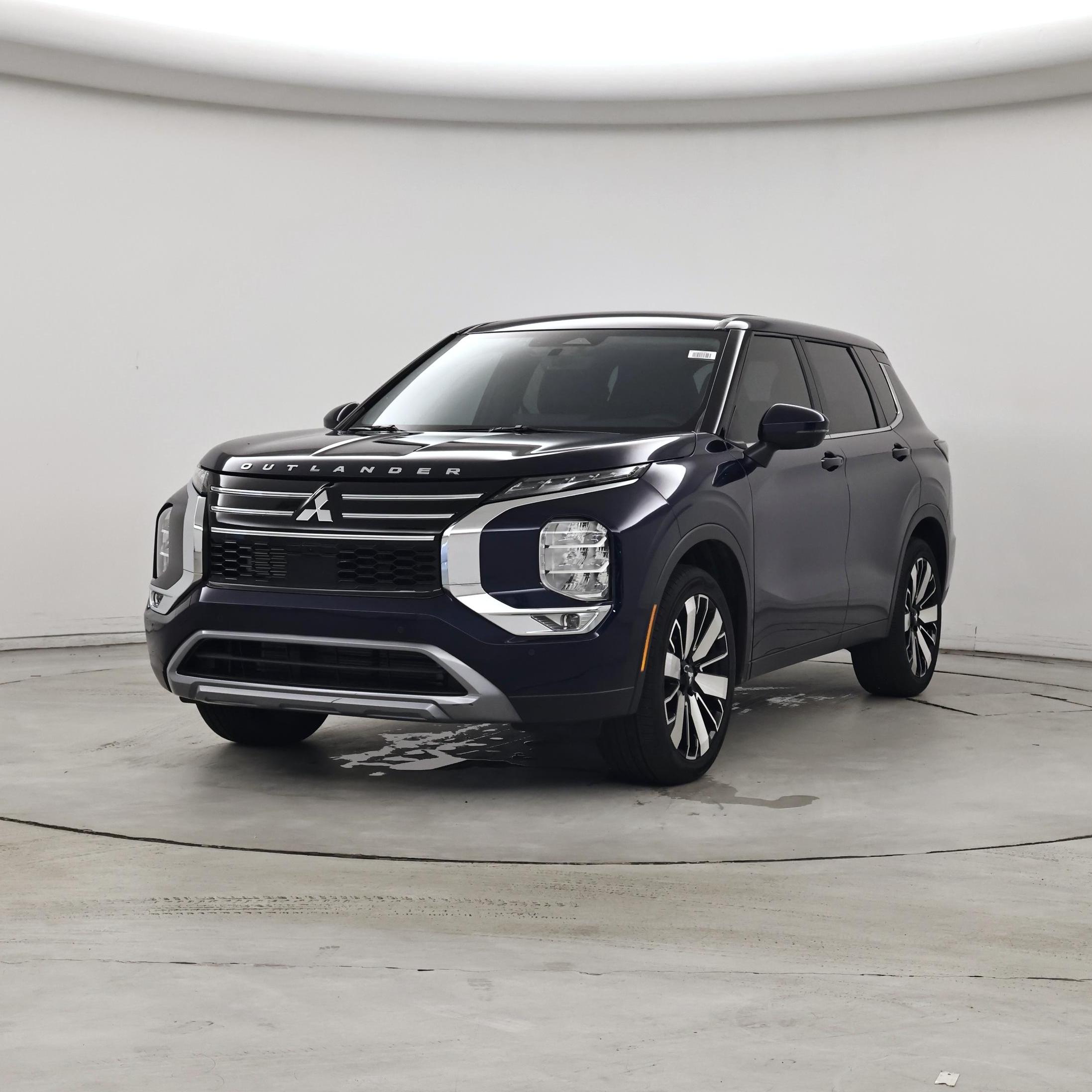 Thumbnail: 2026 Mitsubishi Outlander - 4