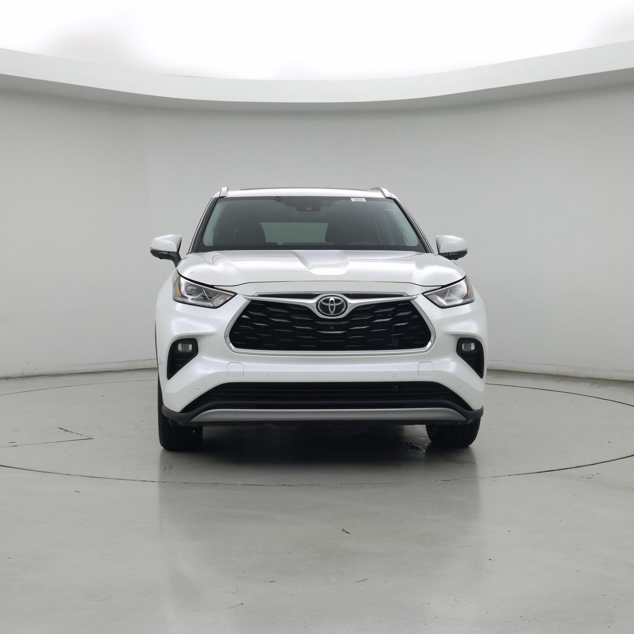 Thumbnail: 2023 Toyota Highlander - 5