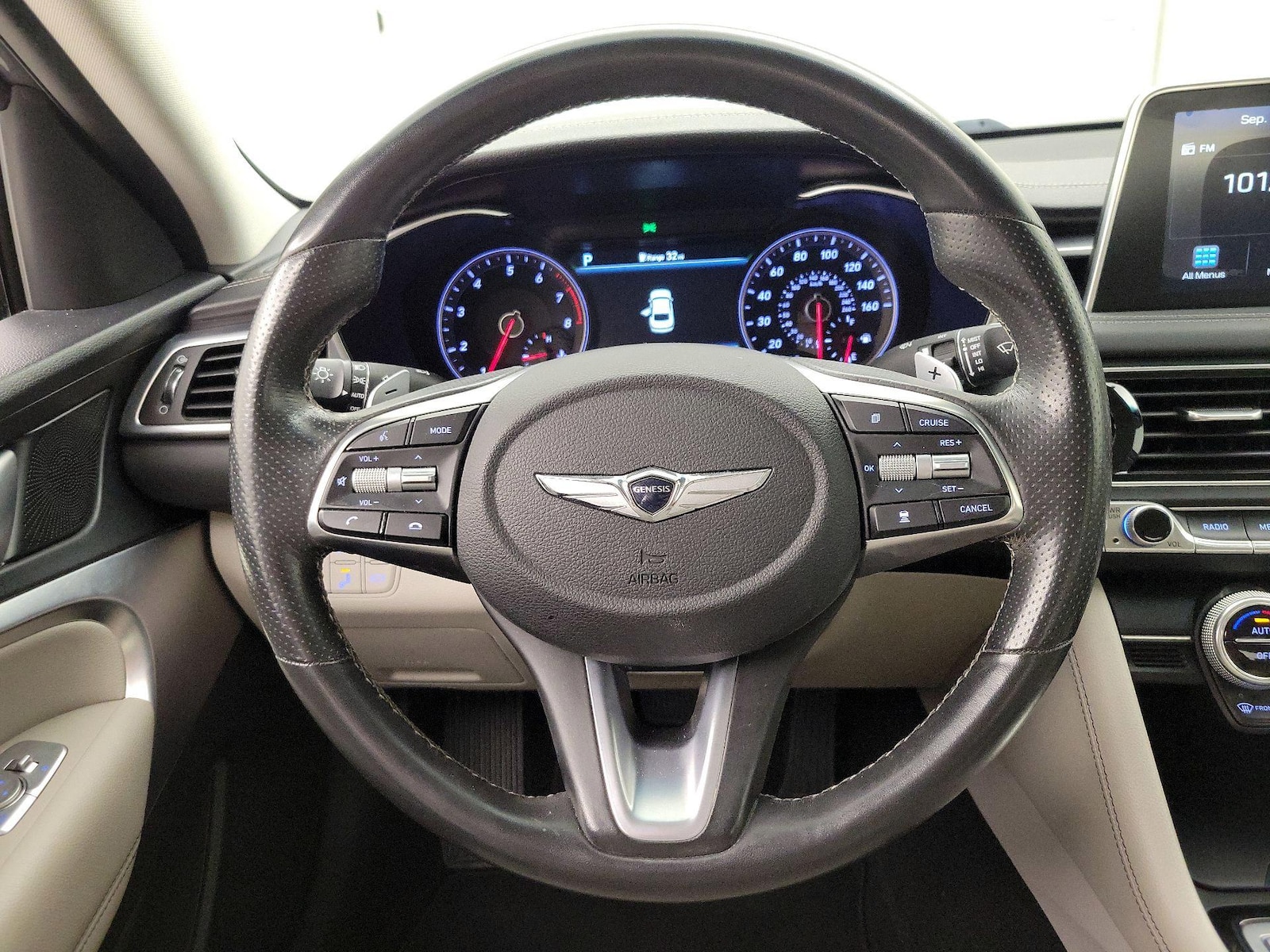 2020 GENESIS G70 Standard - Photo 11