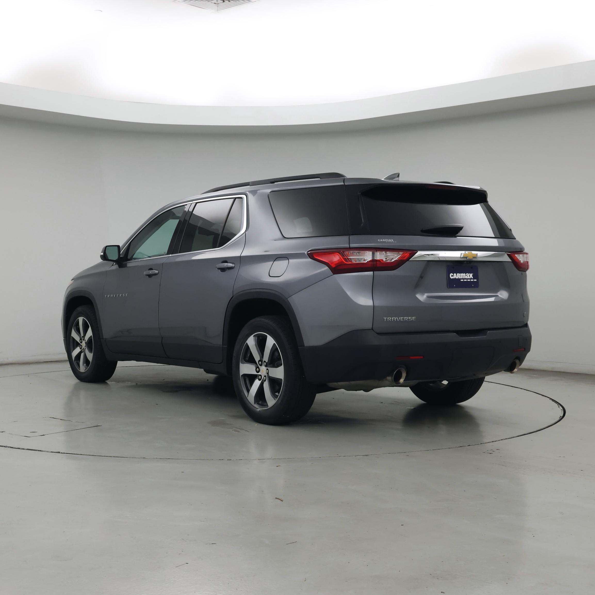 Thumbnail: 2021 Chevrolet Traverse - 2