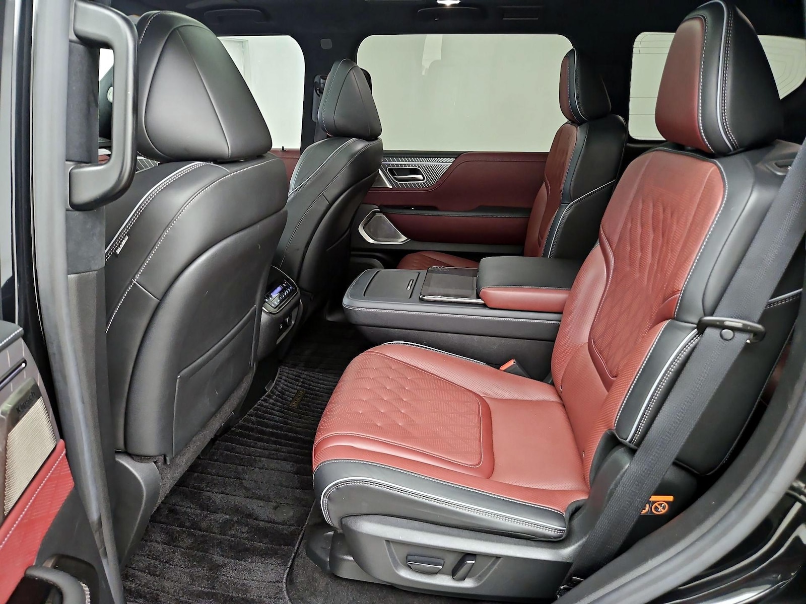 Rear Air Conditioning