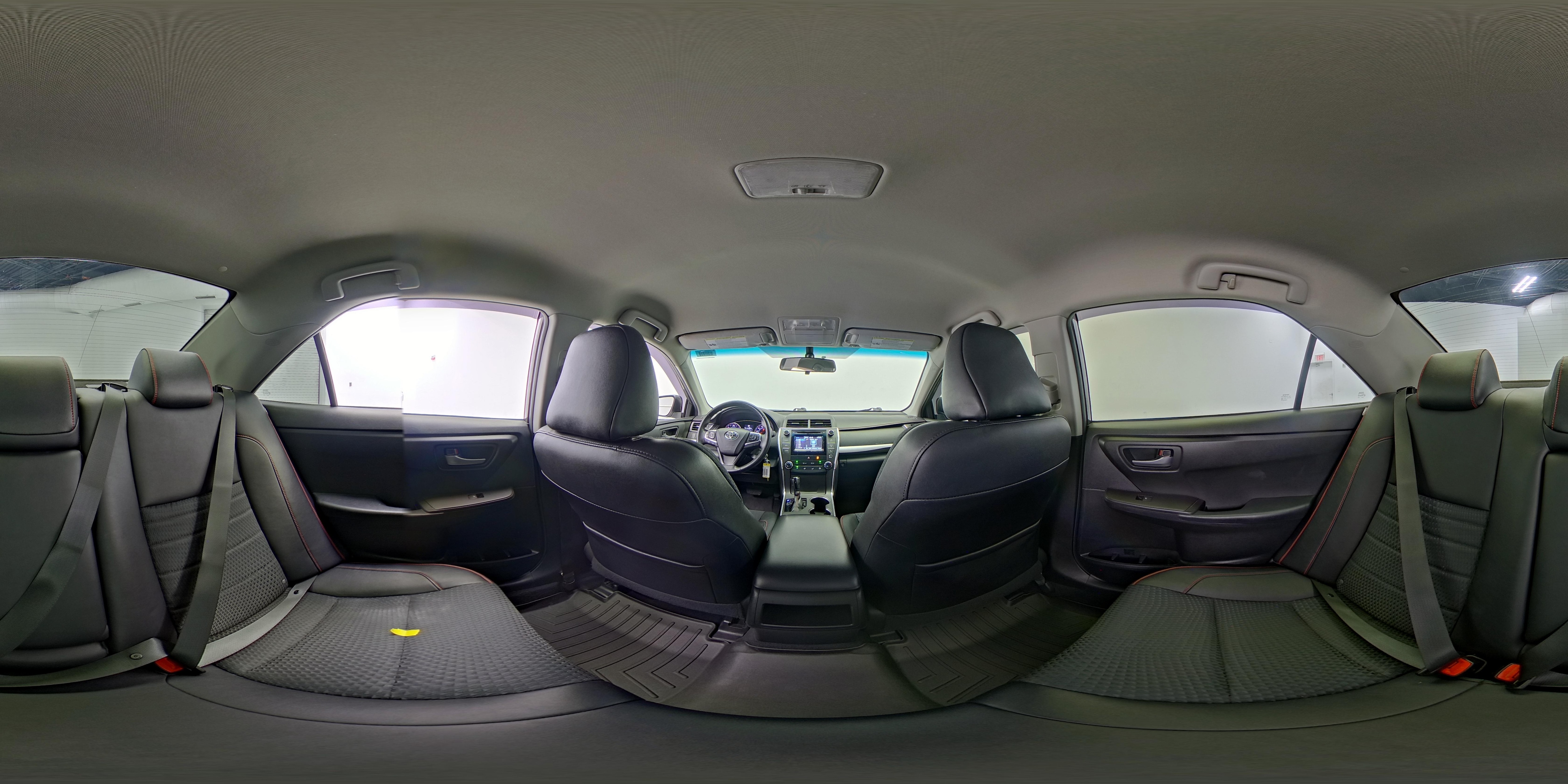 2015 Toyota Camry SE - Photo 25