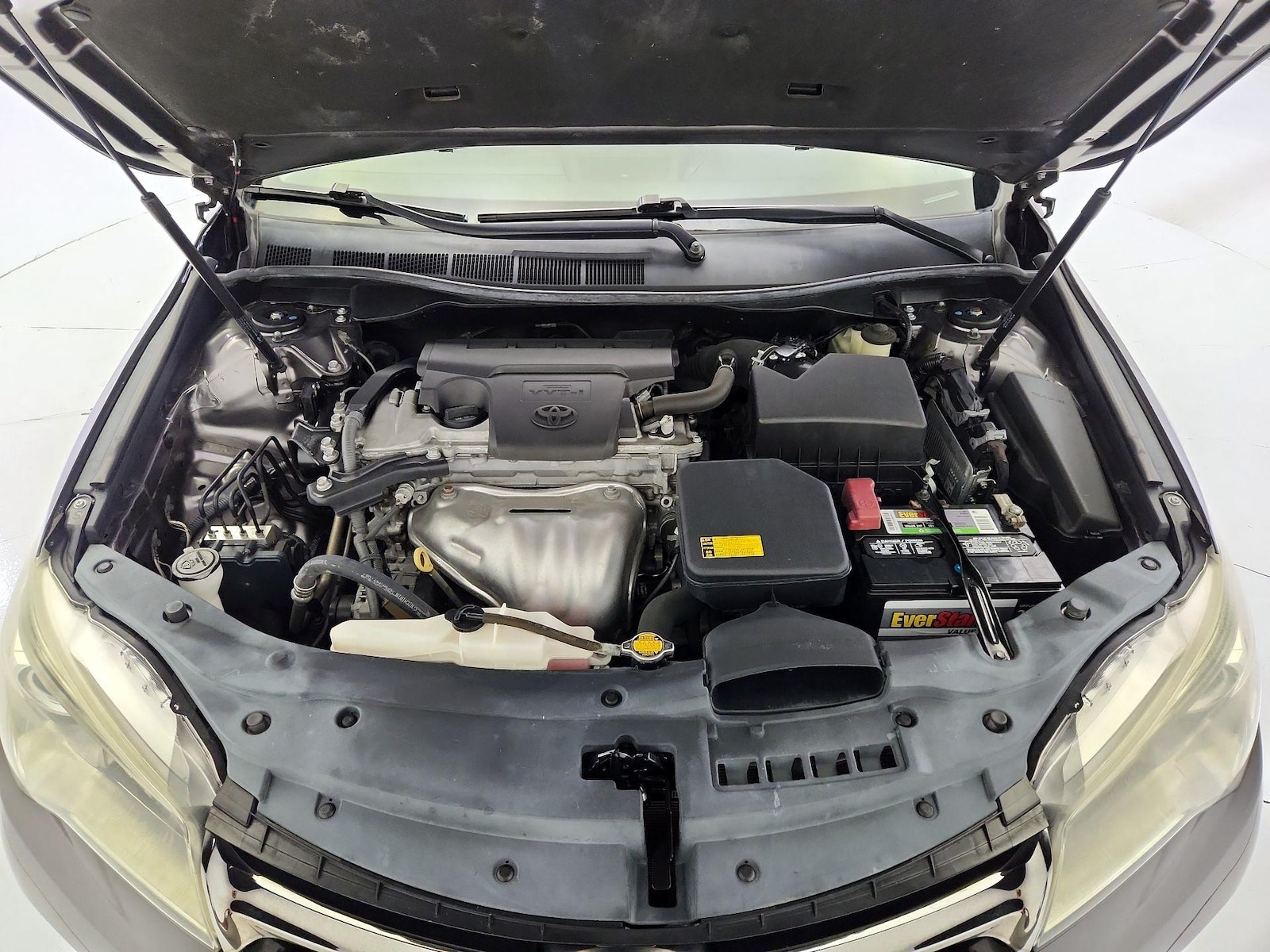 2015 Toyota Camry SE - Photo 22