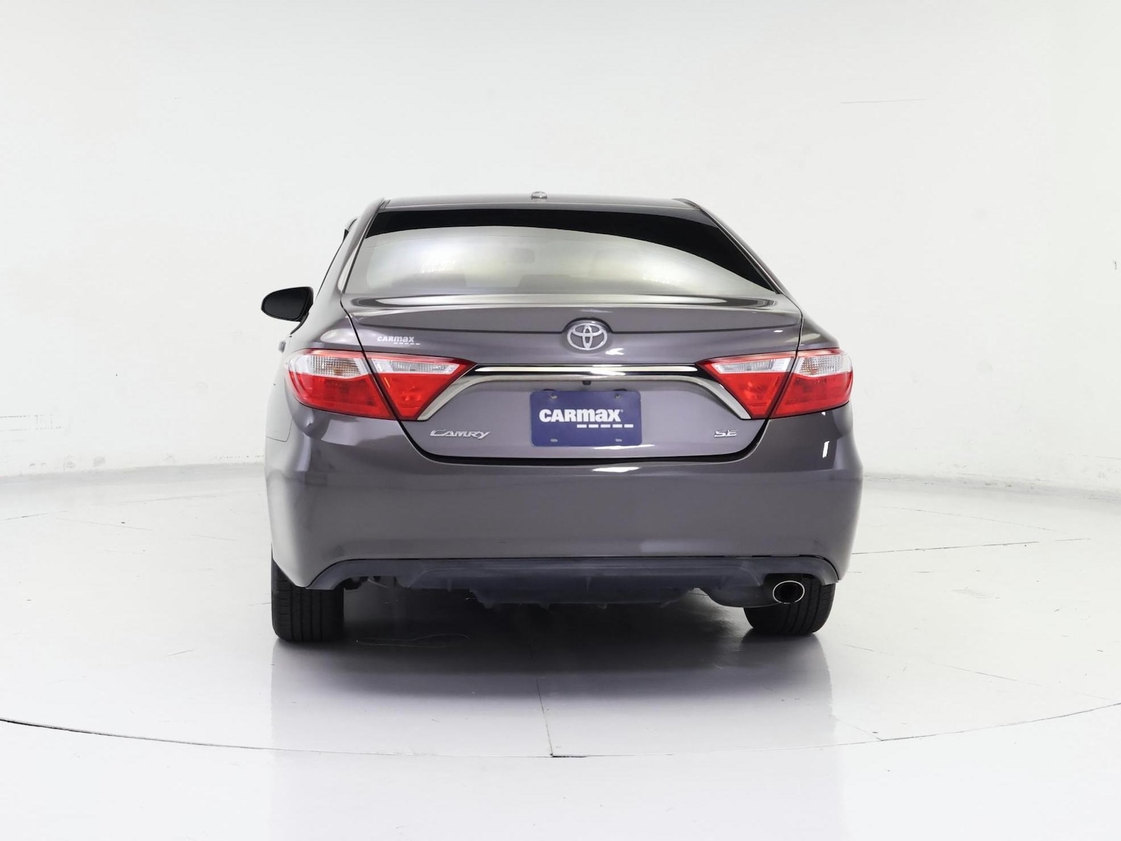 2015 Toyota Camry SE - Photo 7
