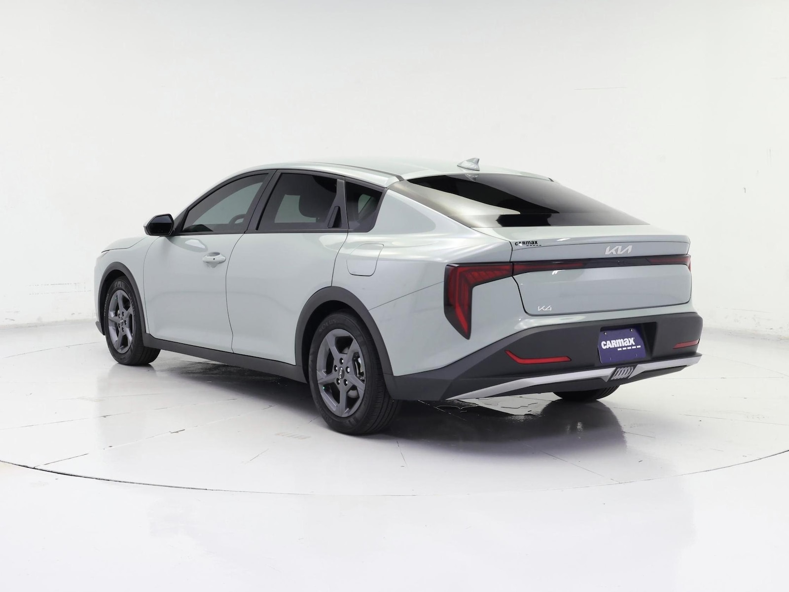 2025 Kia K4 LXS - Photo 3