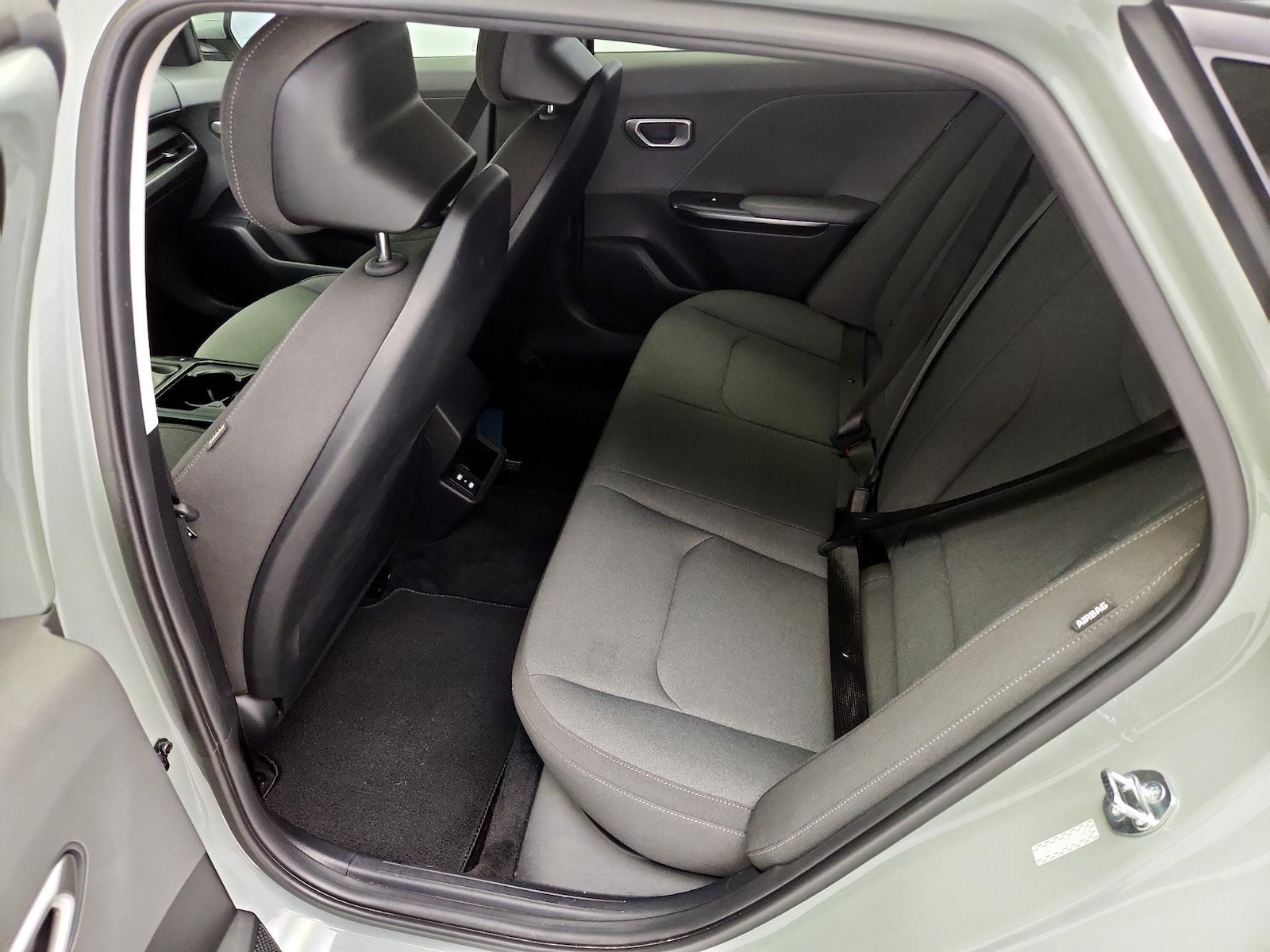 2025 Kia K4 LXS - Photo 20