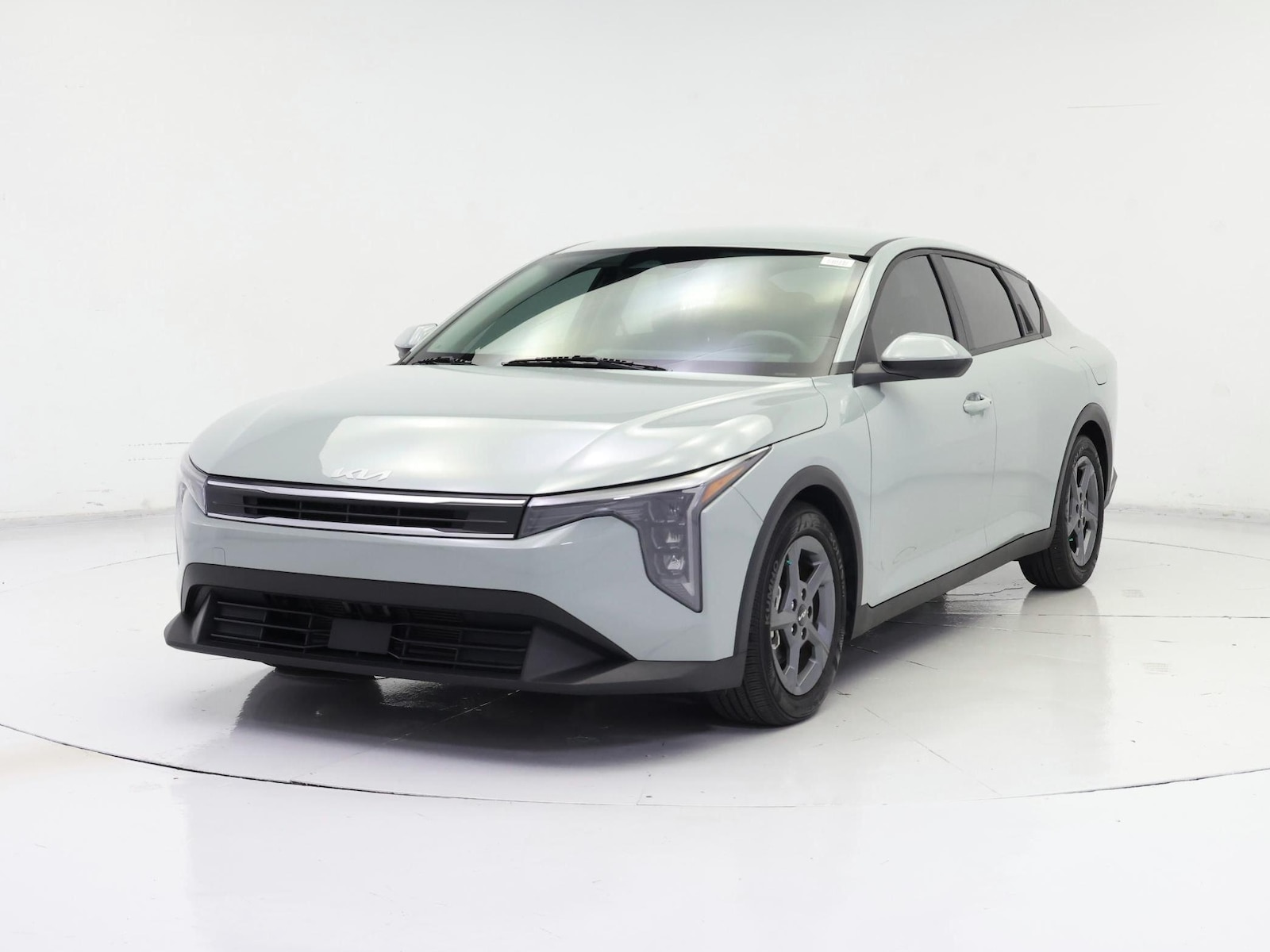 2025 Kia K4 LXS - Photo 5