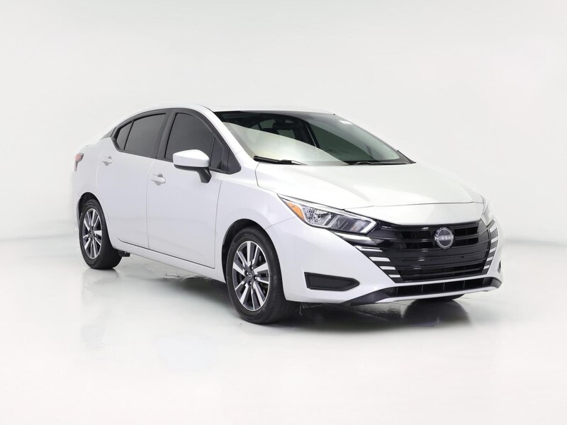 2023 Nissan Versa SV