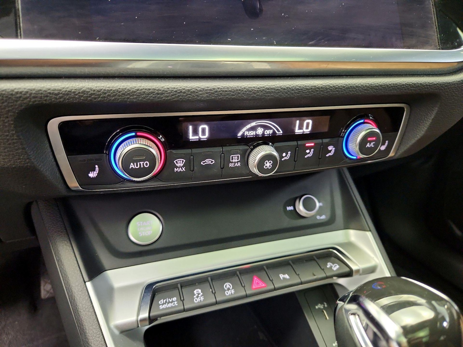 2020 Audi Q3 S Line Premium - Photo 17