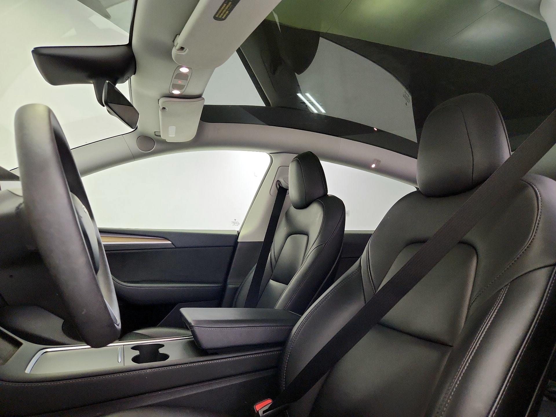 Thumbnail: 2023 Tesla Model Y - 19
