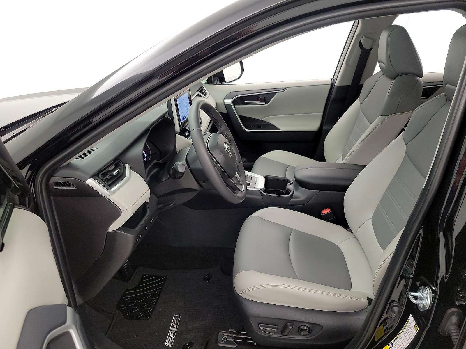 2025 Toyota RAV4 XLE Premium - Photo 12