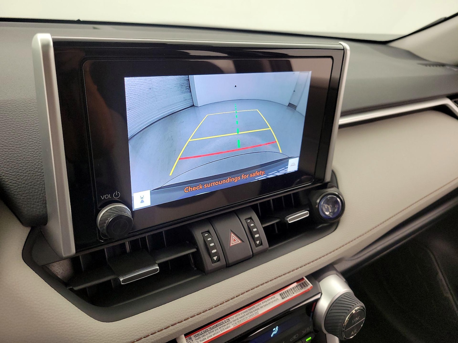 2025 Toyota RAV4 XLE Premium - Photo 15