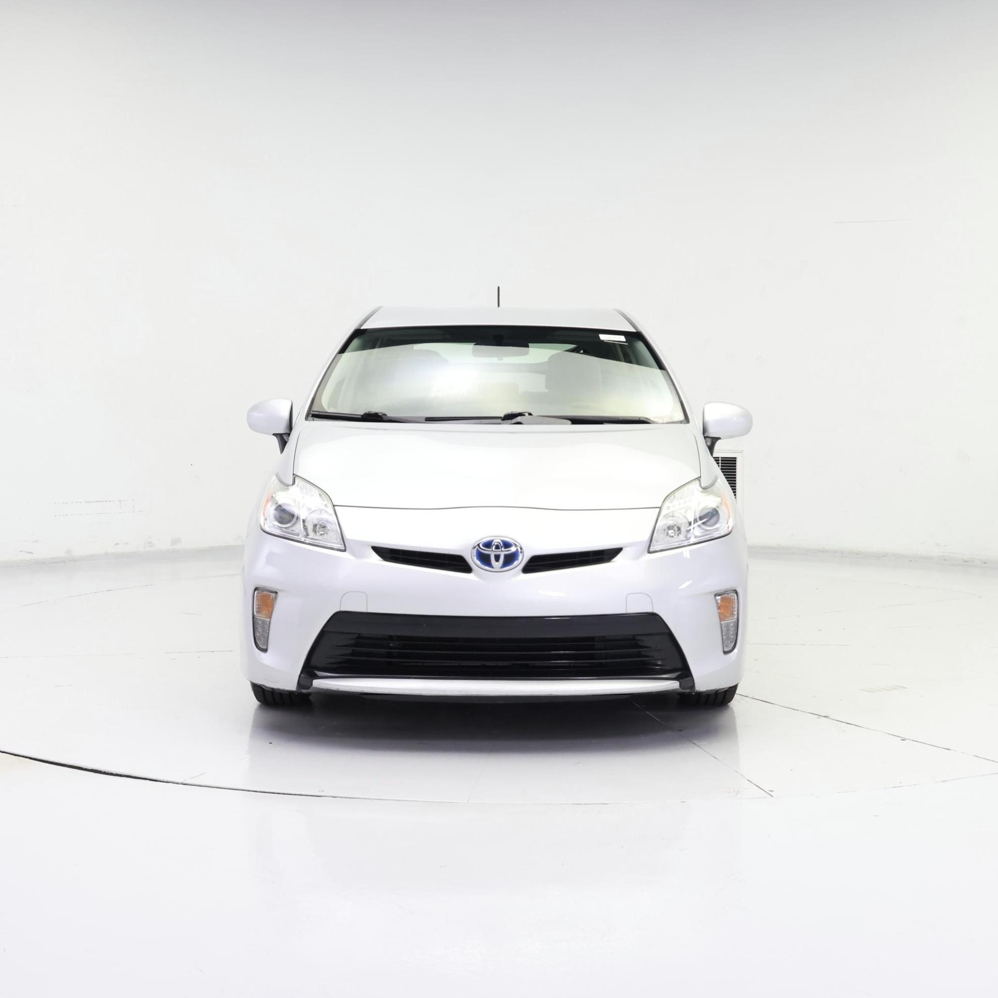 Thumbnail: 2014 Toyota Prius - 5