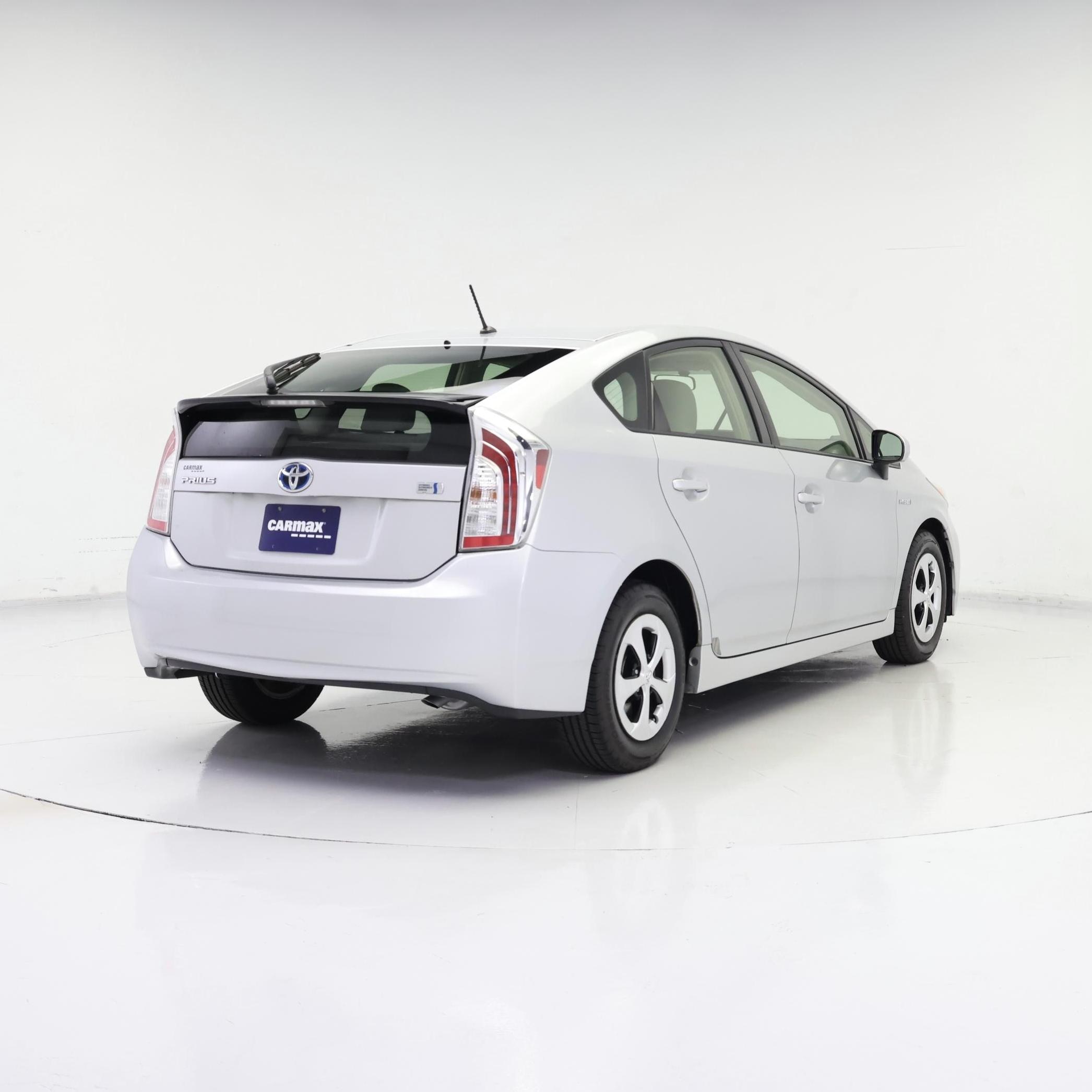Thumbnail: 2014 Toyota Prius - 8