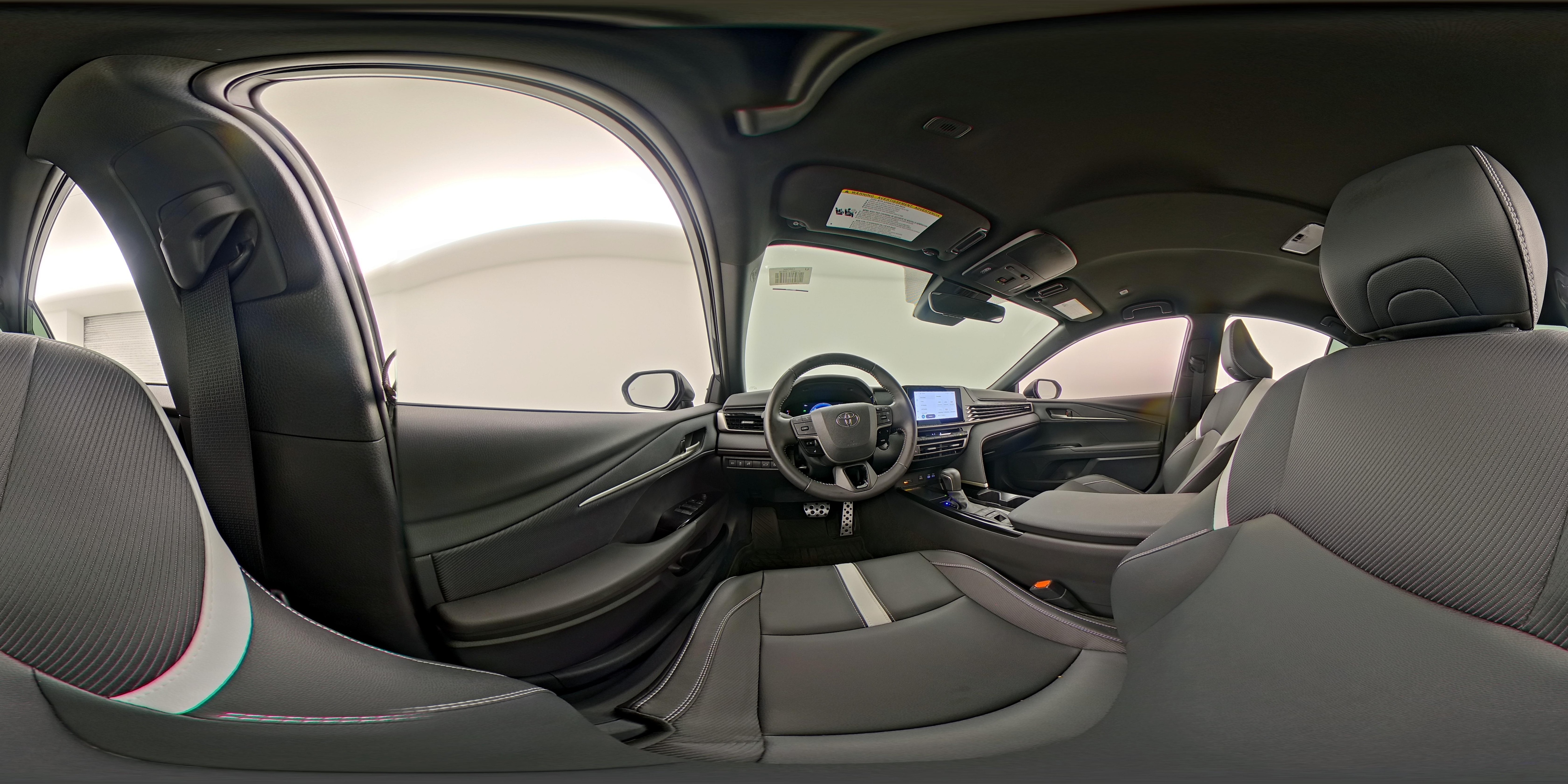 2025 Toyota Camry SE - Photo 26