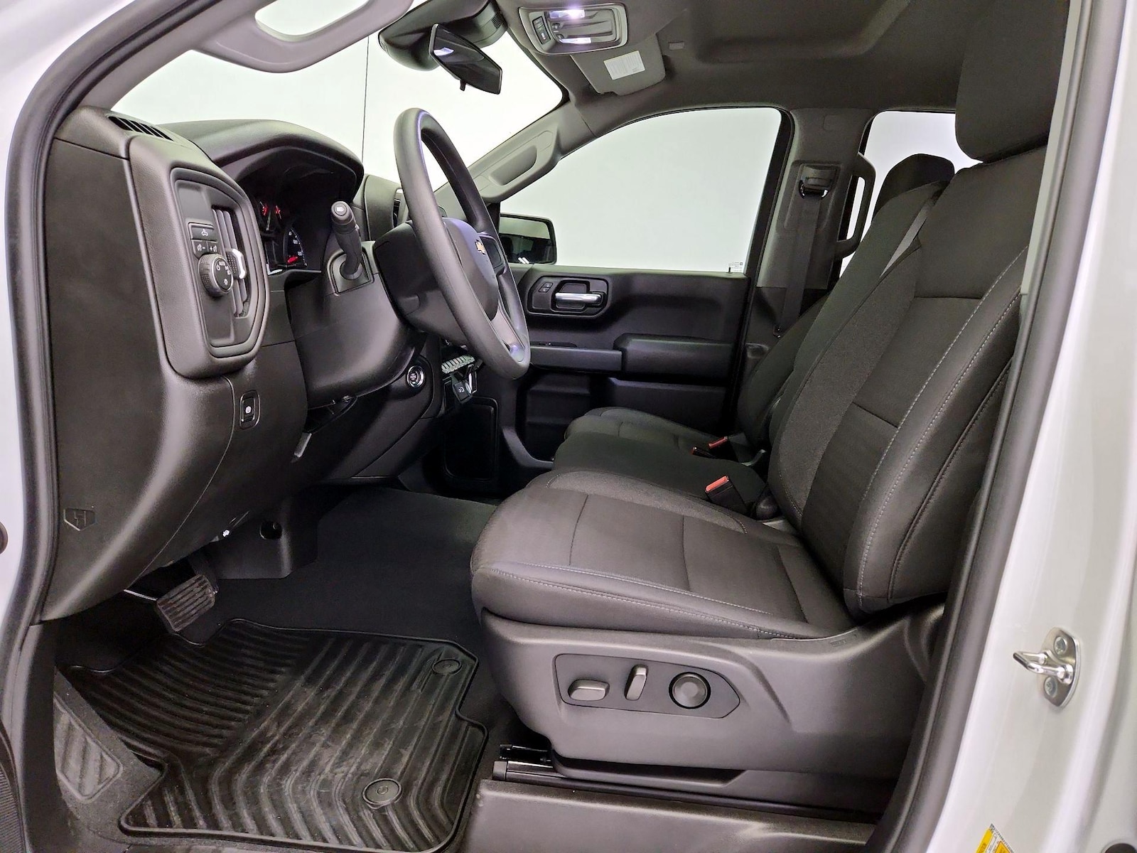 2026 Chevrolet Silverado 1500 Custom - Photo 12