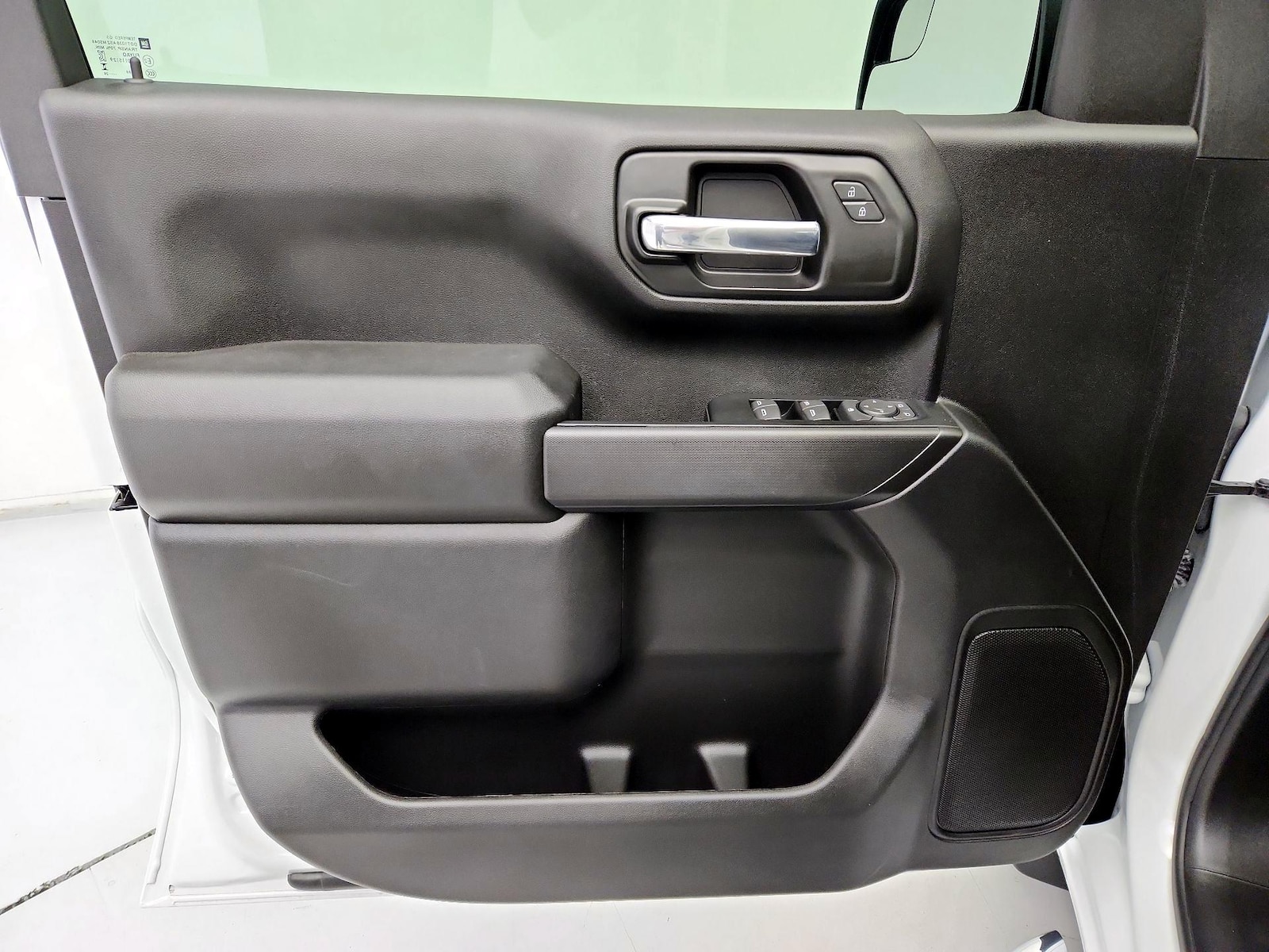 2026 Chevrolet Silverado 1500 Custom - Photo 13