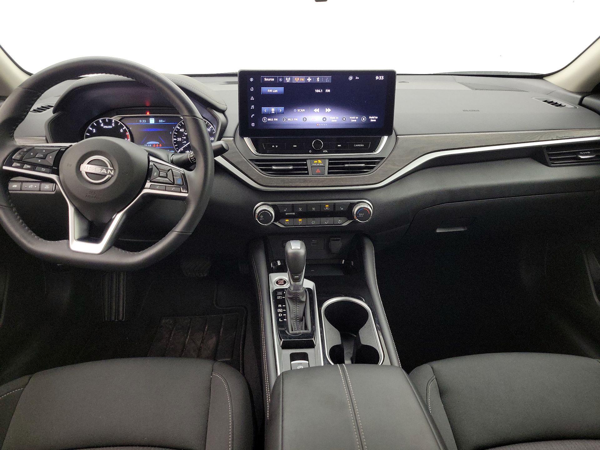 Thumbnail: 2024 Nissan Altima - 9