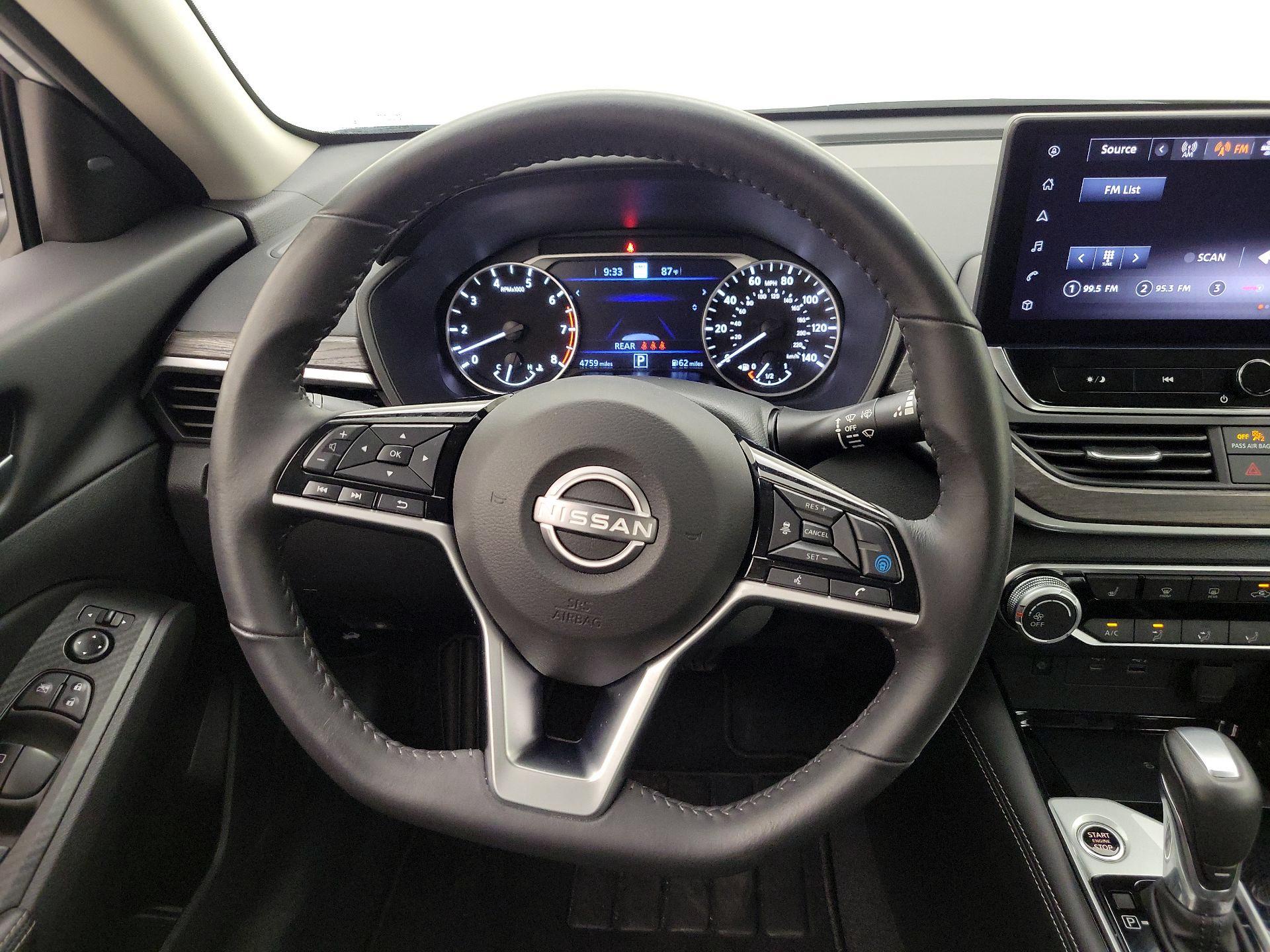 Thumbnail: 2024 Nissan Altima - 10