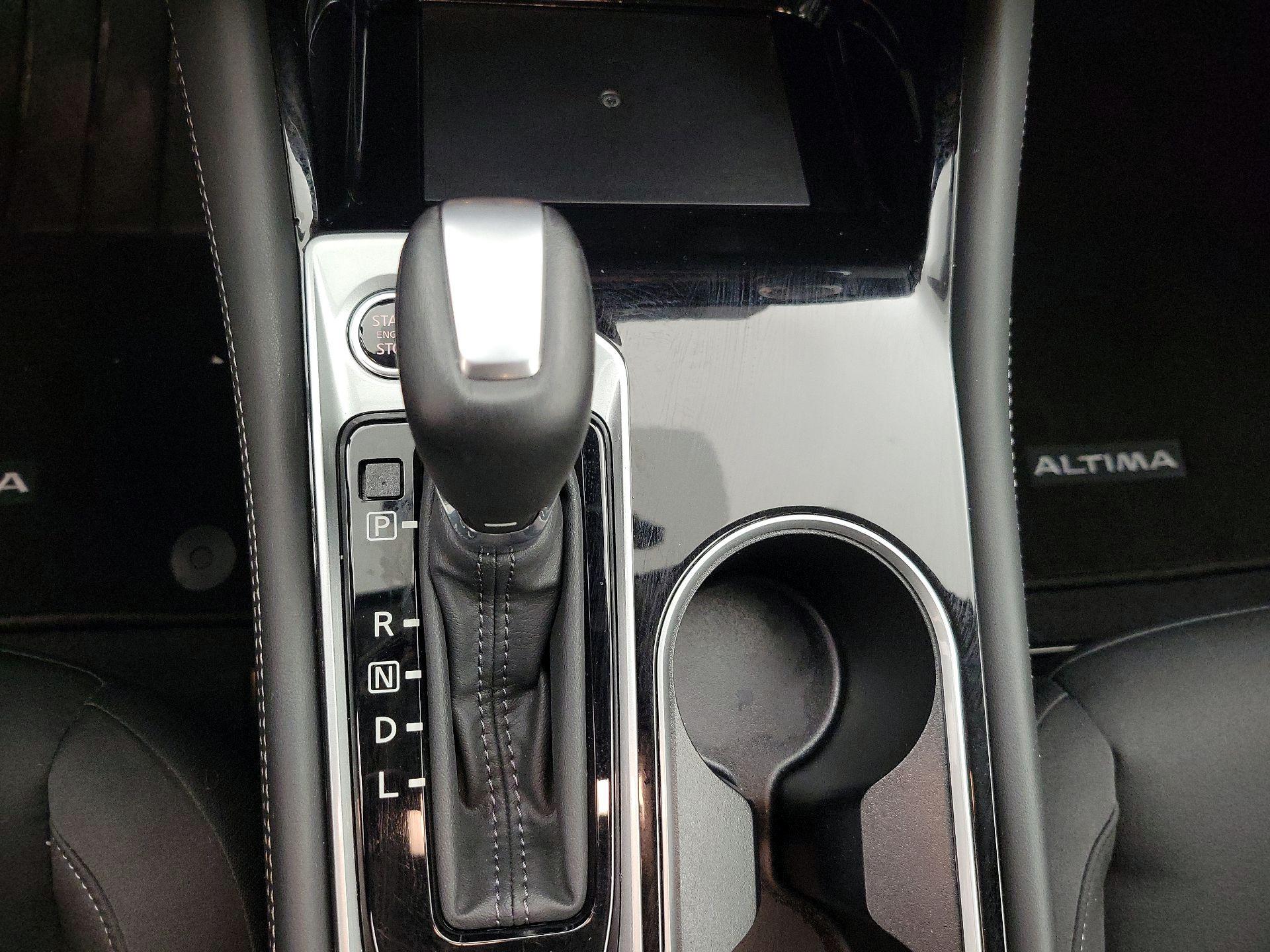 Thumbnail: 2024 Nissan Altima - 17