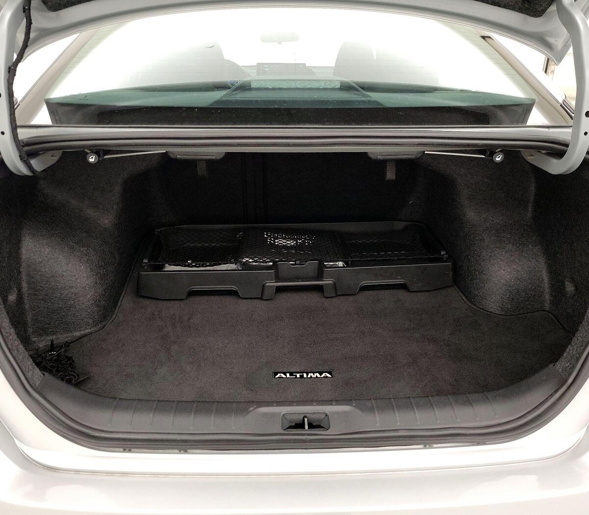 Trunk/Cargo (Seats Up)