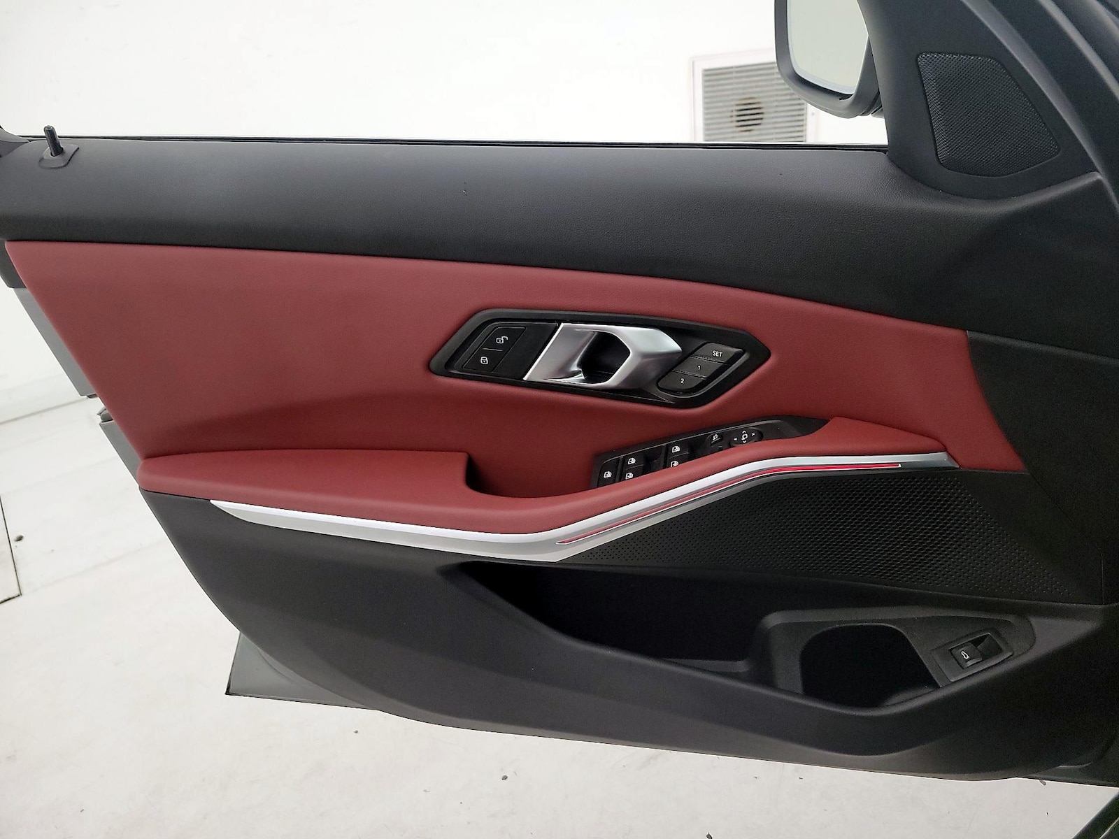 2025 BMW 3 Series 330i - Photo 13