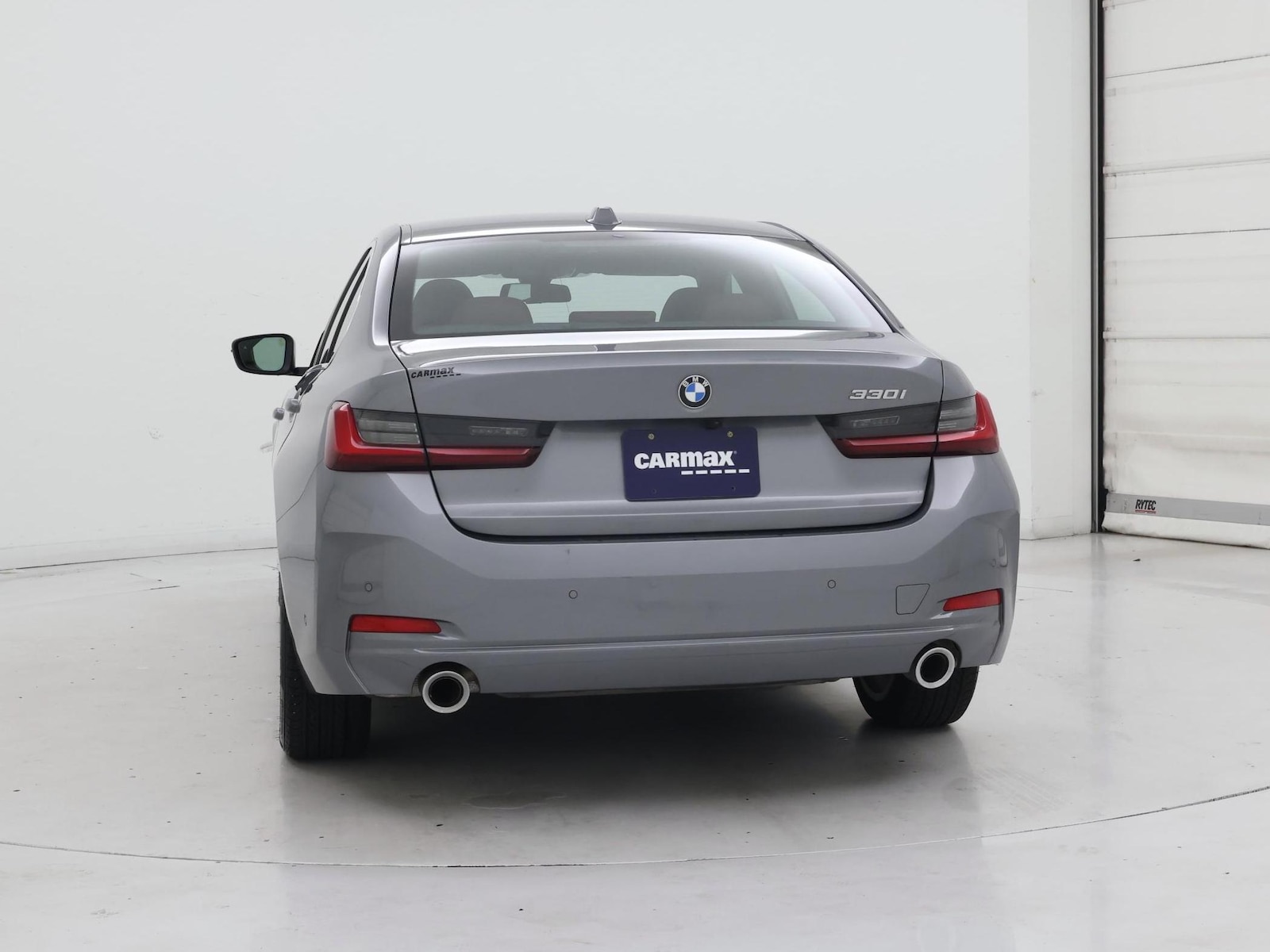 2025 BMW 3 Series 330i - Photo 7