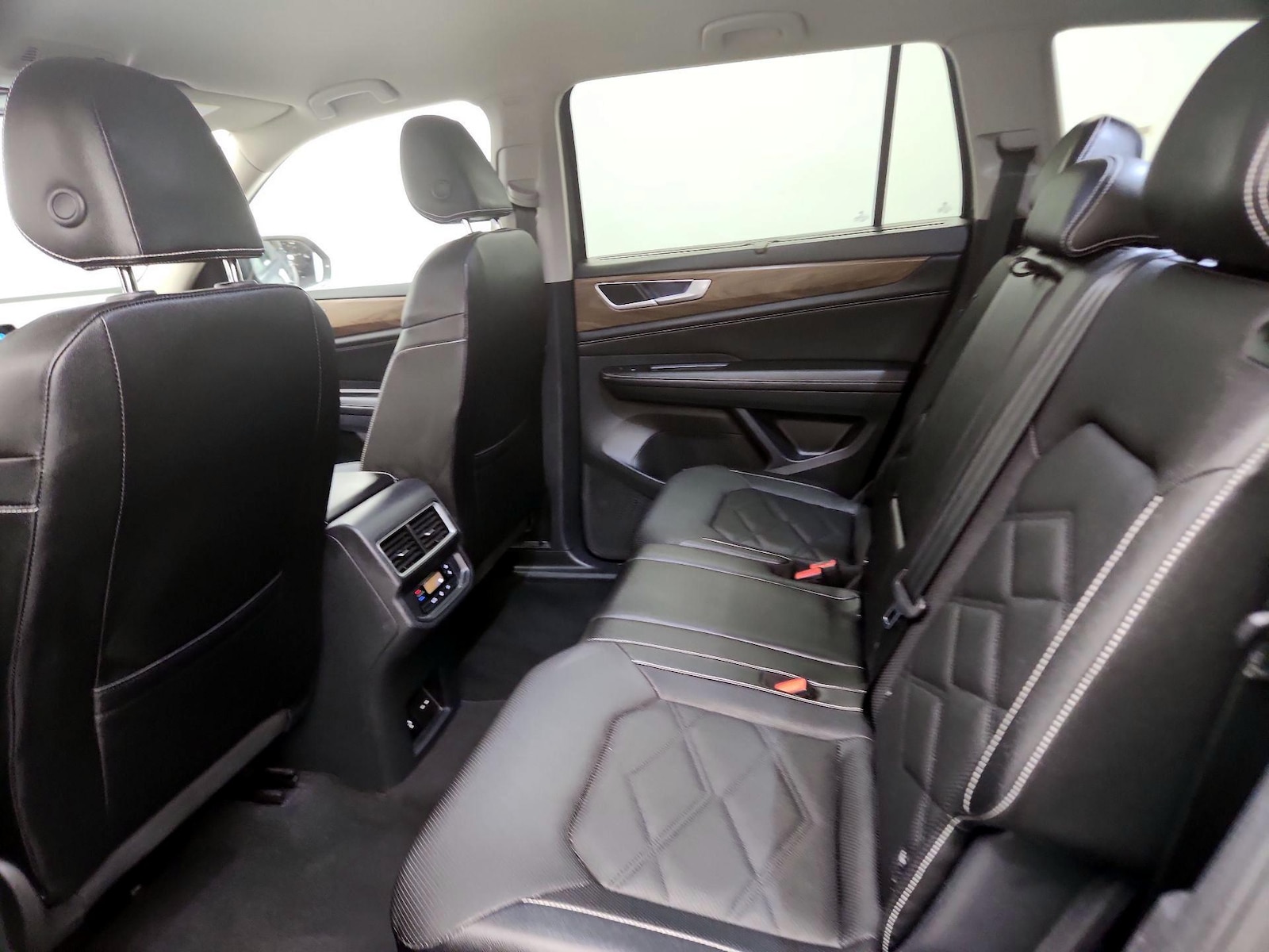 Rear Air Conditioning