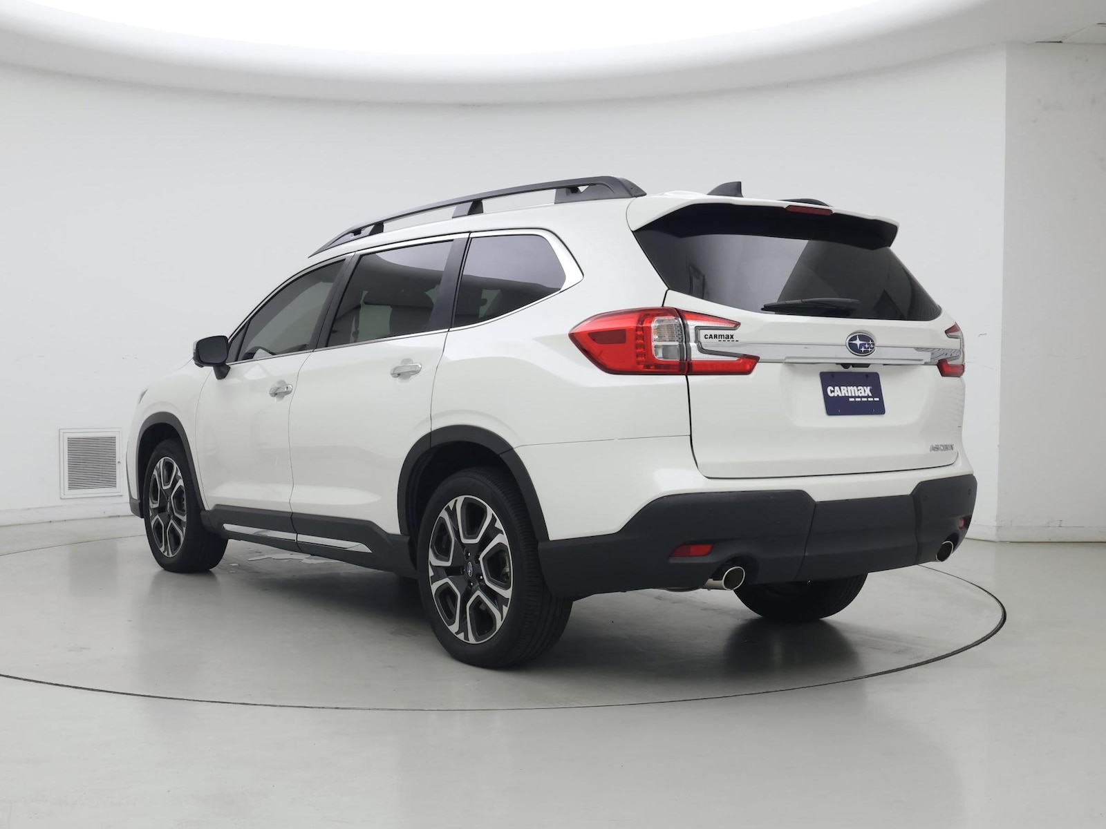 2023 Subaru Ascent Touring - Photo 3