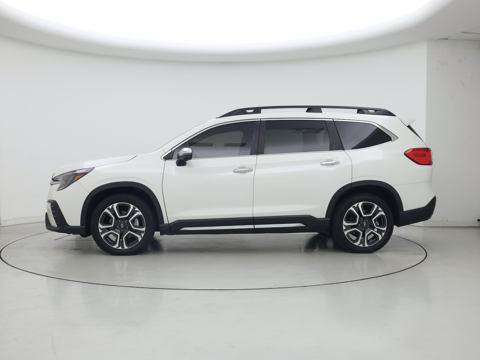 2023 Subaru Ascent Touring - Photo 4