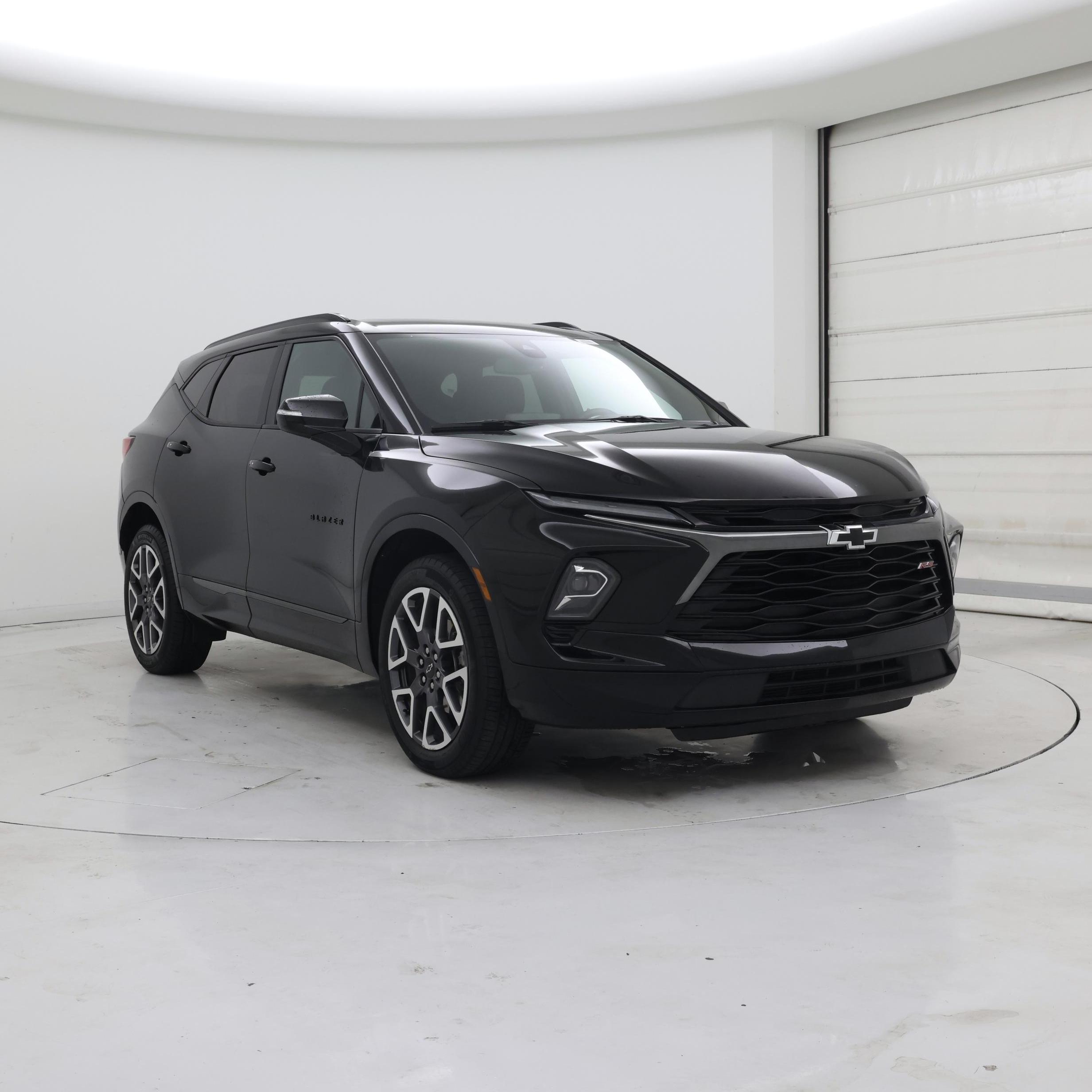 Black 2025 Chevrolet Blazer SUV / Crossover Front-Wheel Drive Automatic
