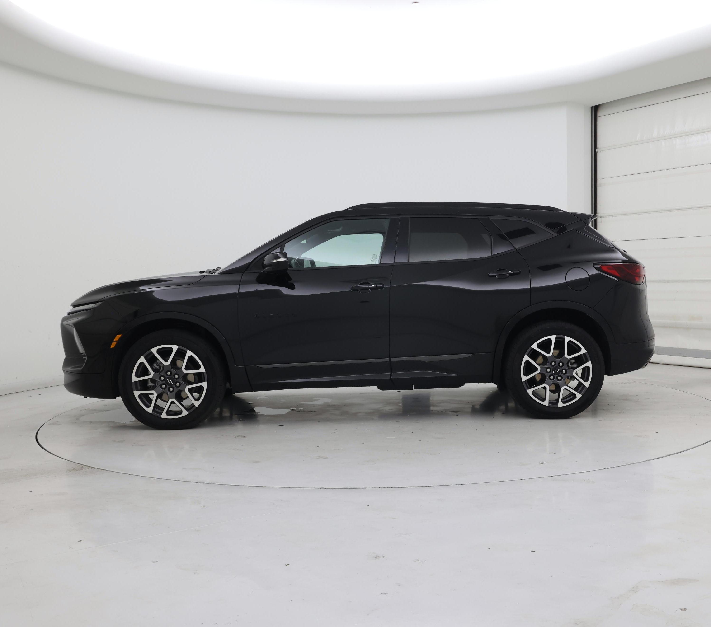 Thumbnail: 2025 Chevrolet Blazer - 3