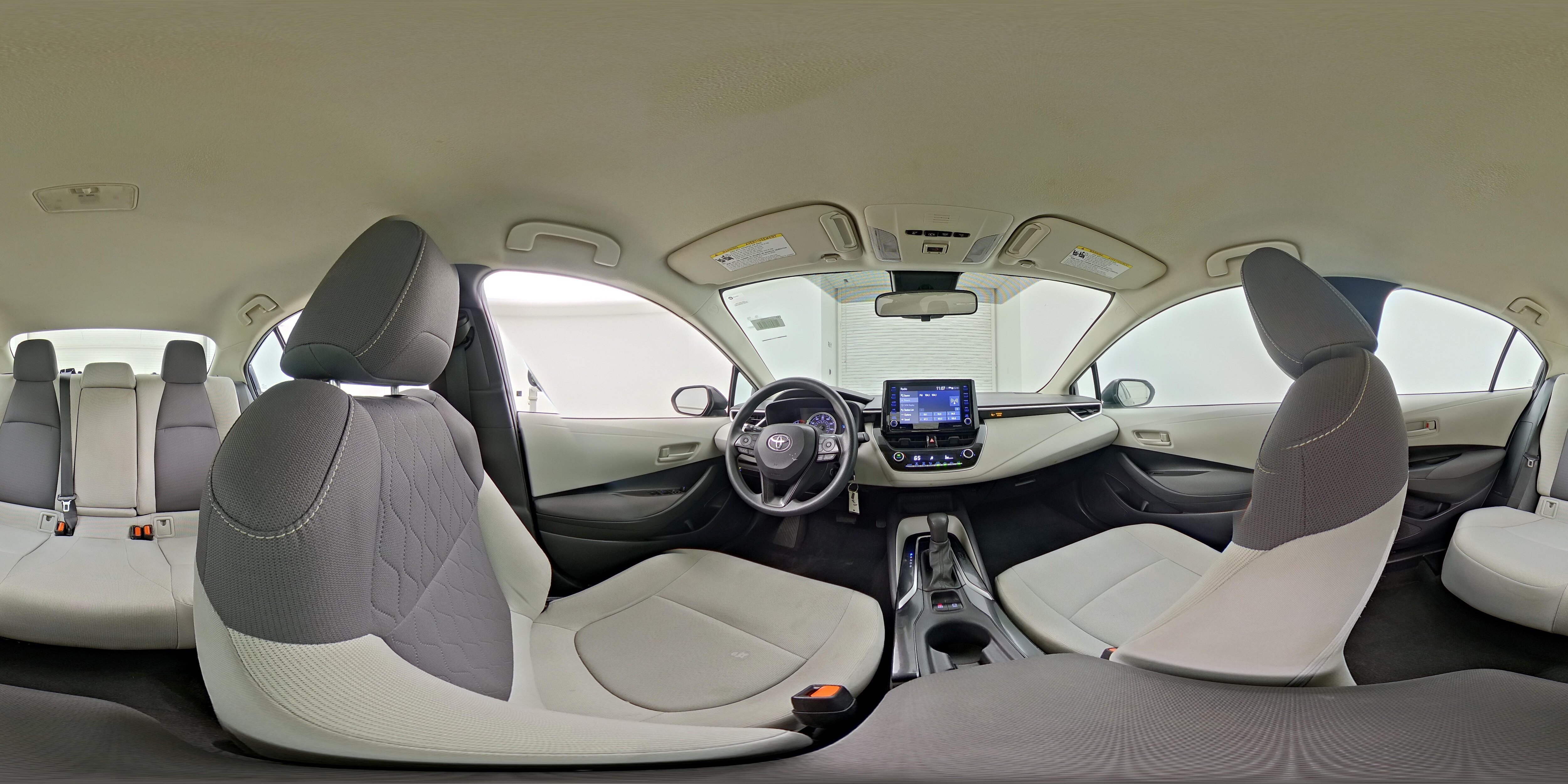 2022 Toyota Corolla LE - Photo 25