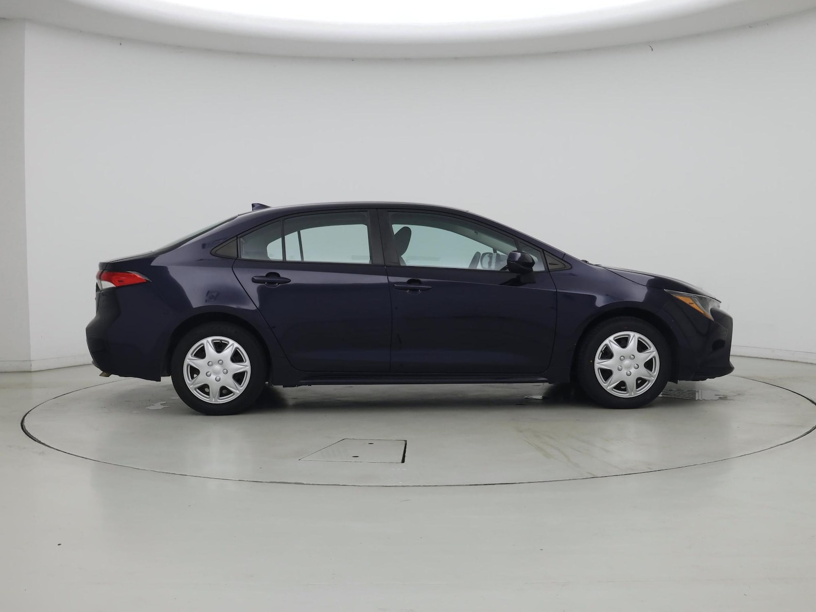 2022 Toyota Corolla LE - Photo 8